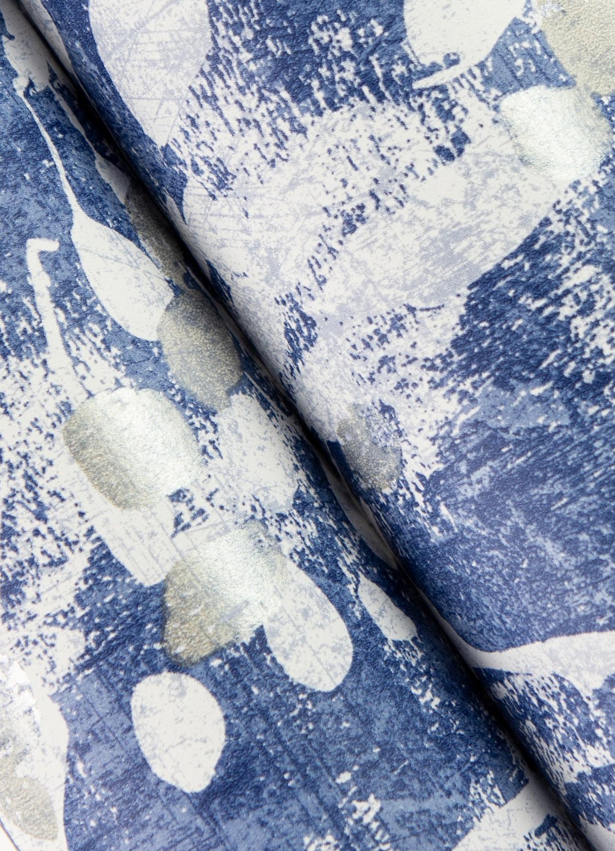 Advantage Dori Blue Painterly Floral Wallpaper