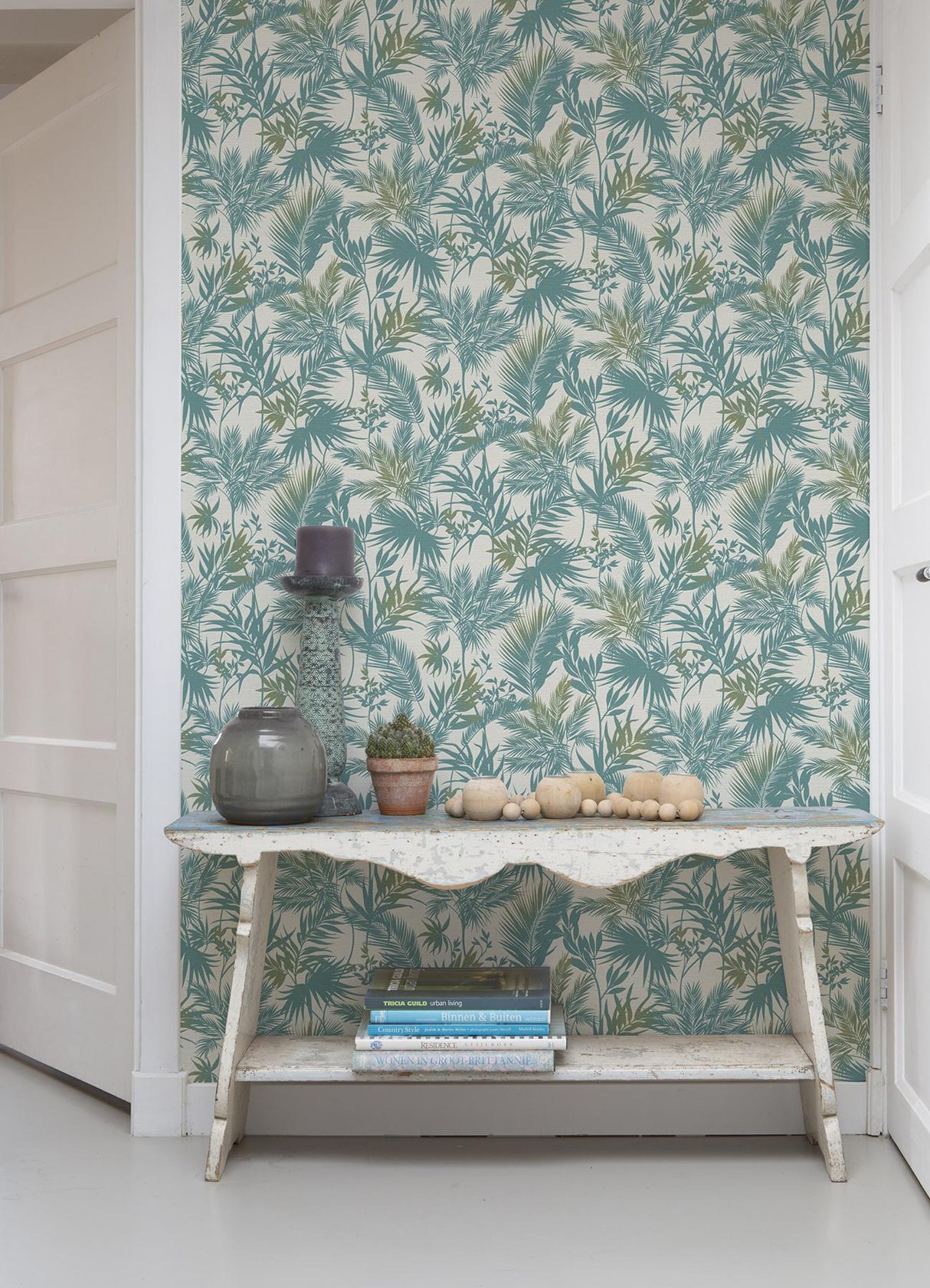 Advantage Saura Teal Frond Wallpaper