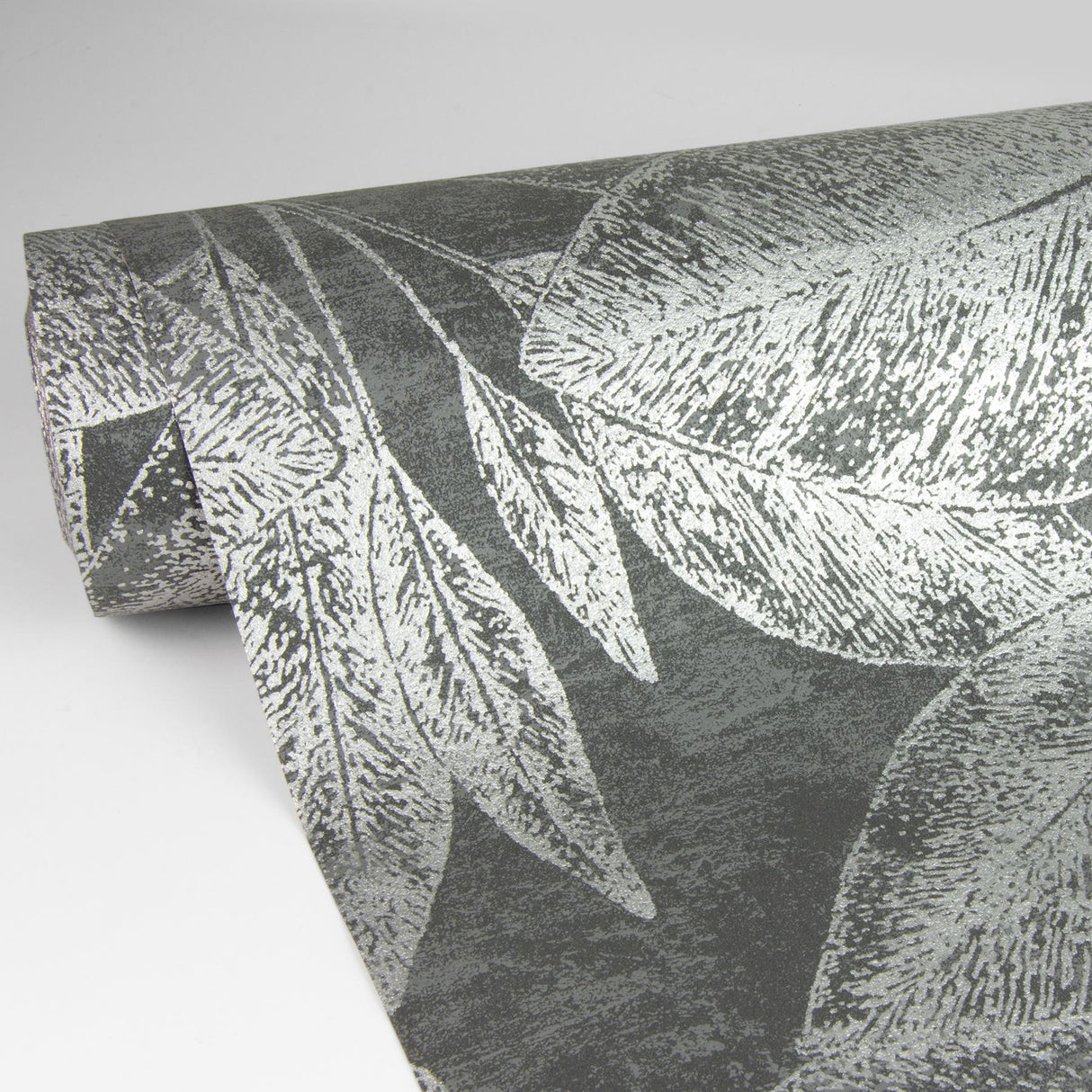 Advantage Suki Grey Leaves Wallpaper