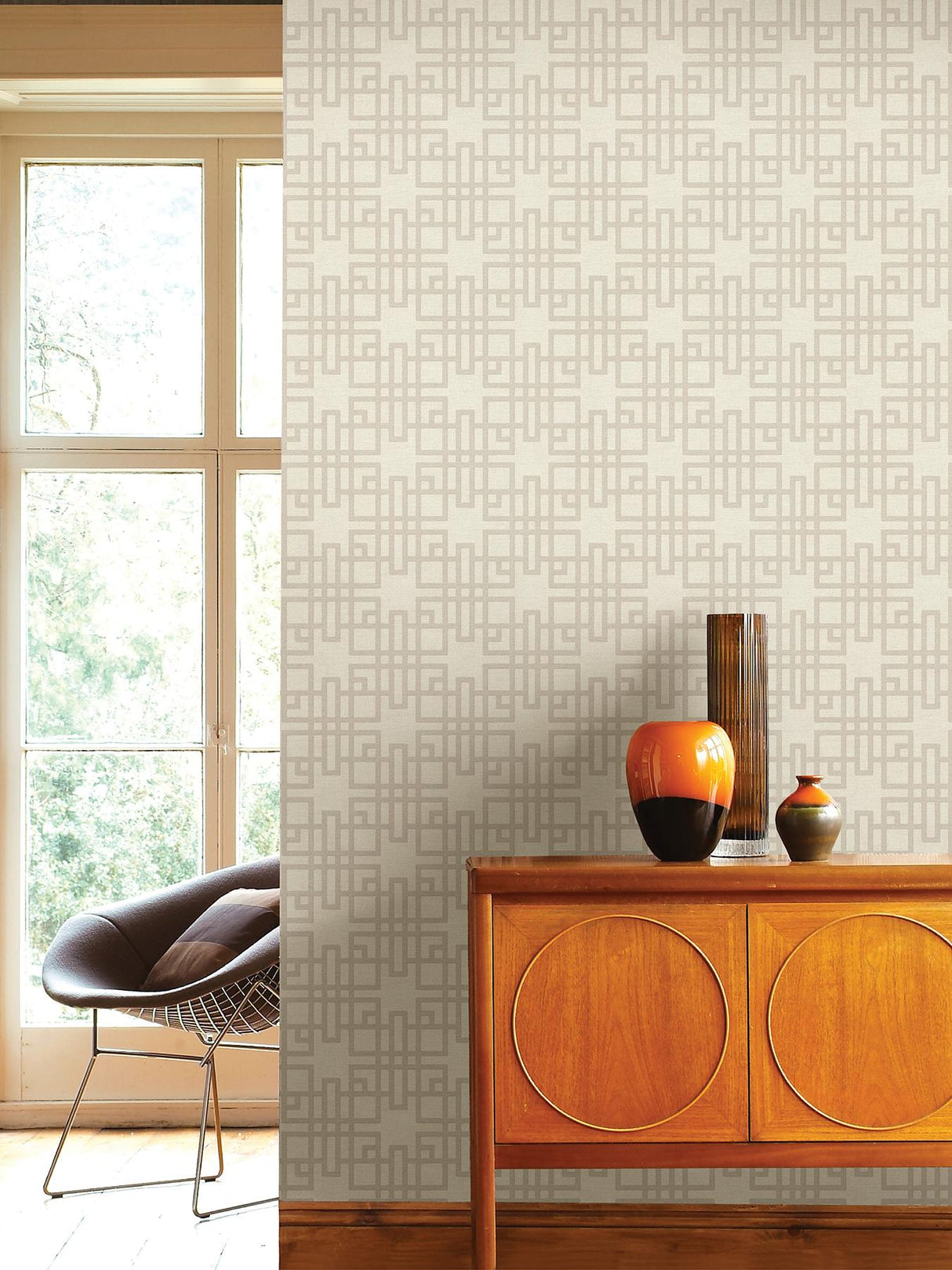 Advantage Mana White Trellis Wallpaper