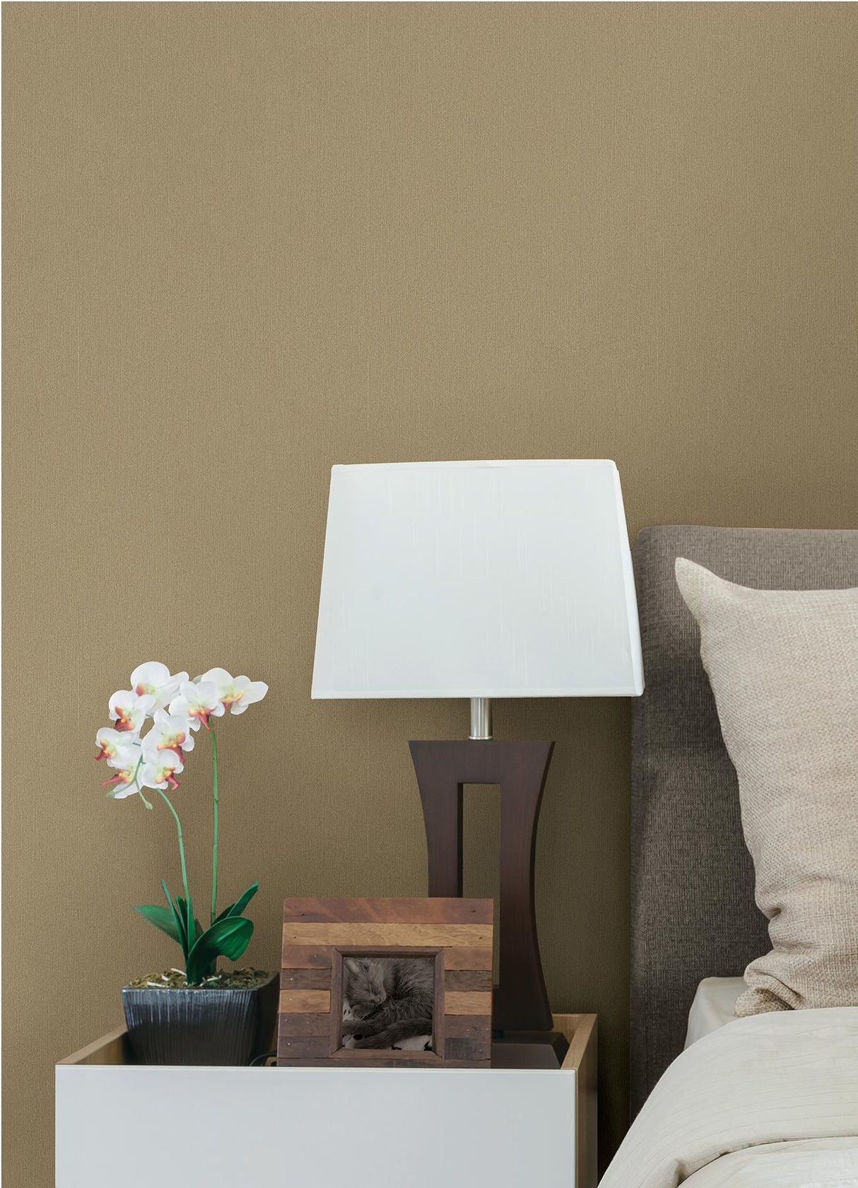 Advantage Melvin Gold Stria Wallpaper