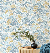 Advantage Ditsy Light Blue Daisies Wallpaper
