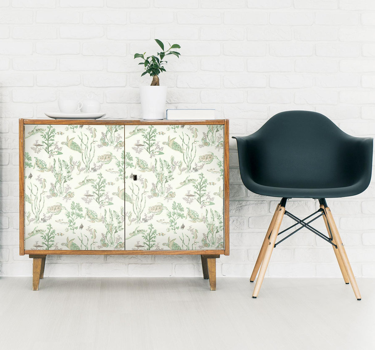 York Jade & Sandstone Garparilla Peel & Stick Wallpaper