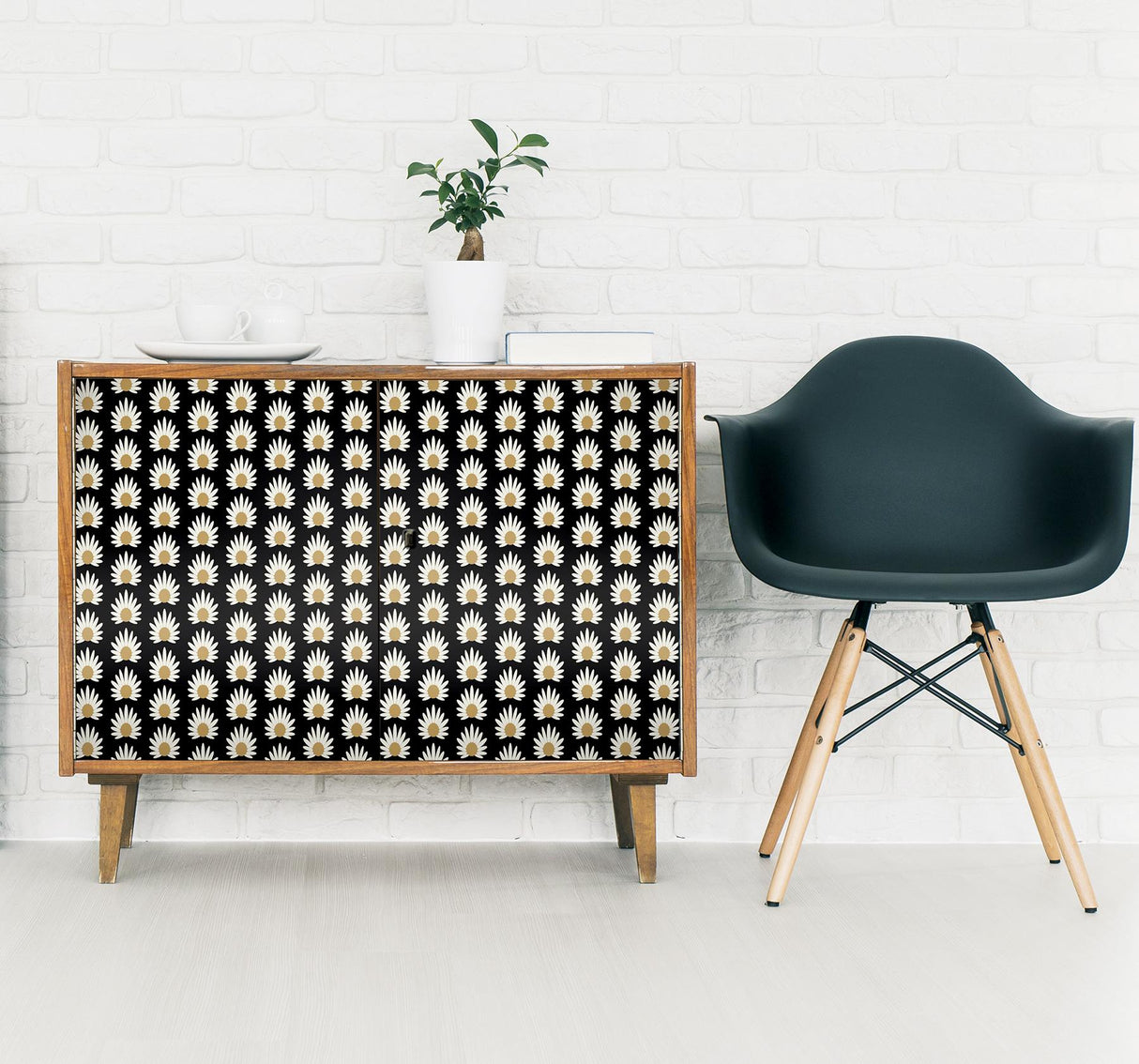 York Black Fleur Peel & Stick Wallpaper