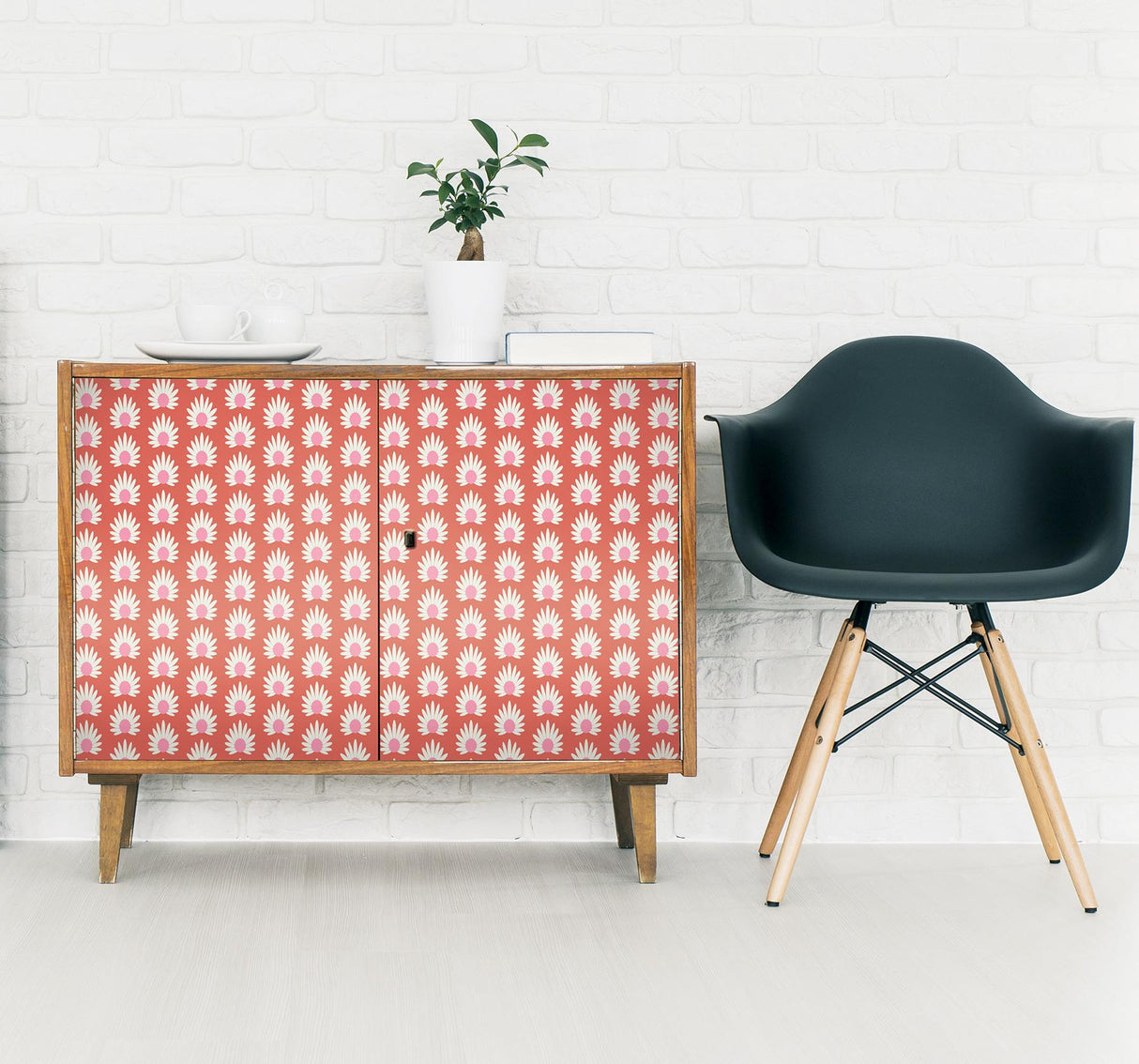 York Valentino Fleur Peel & Stick Wallpaper