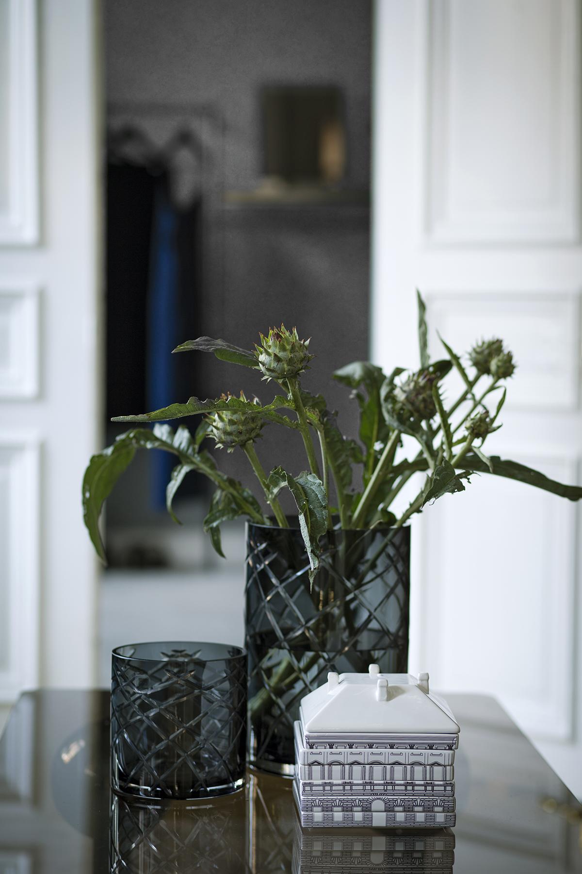 York Myfair Olive Leaf Wallpaper