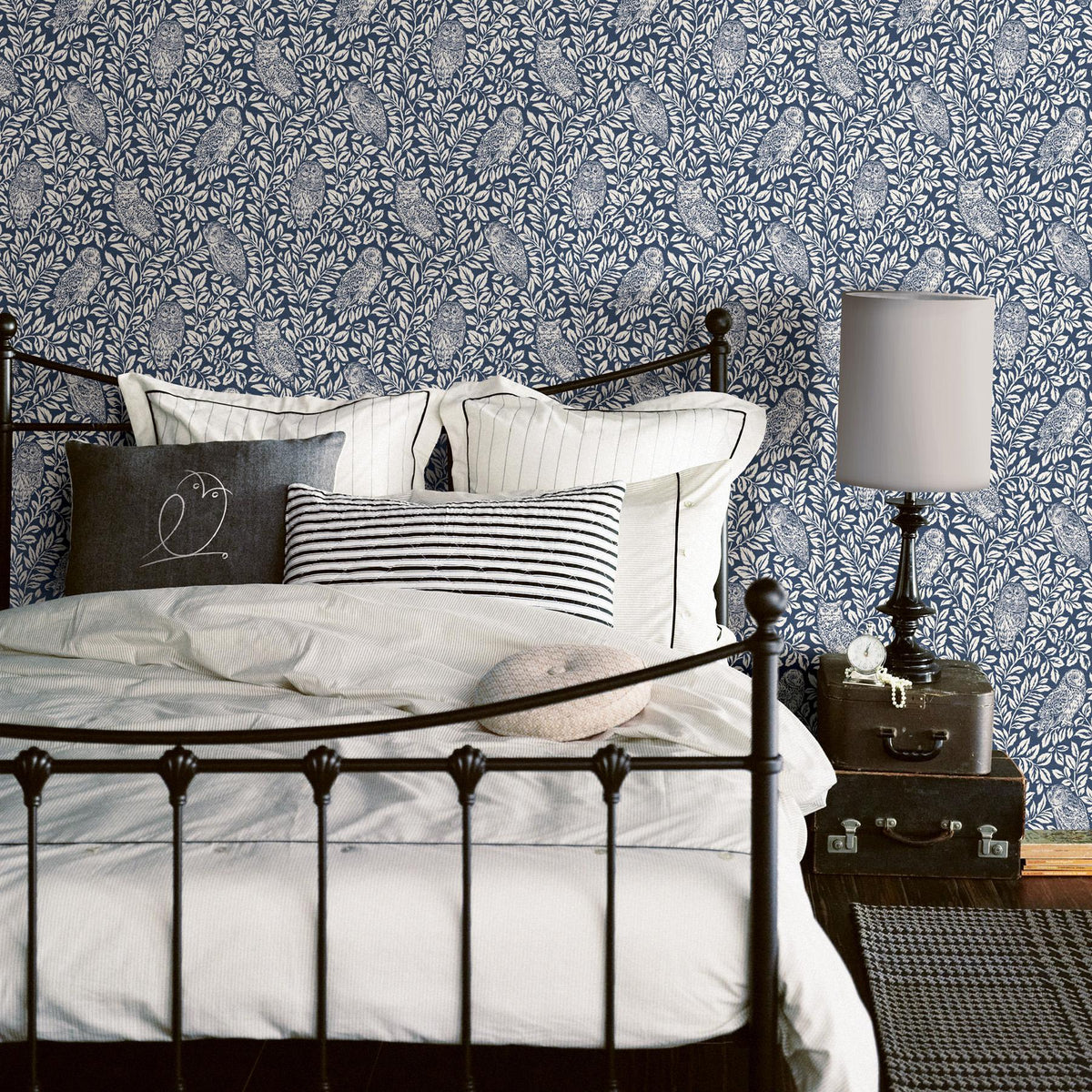 York Parliament Navy Owl Wallpaper