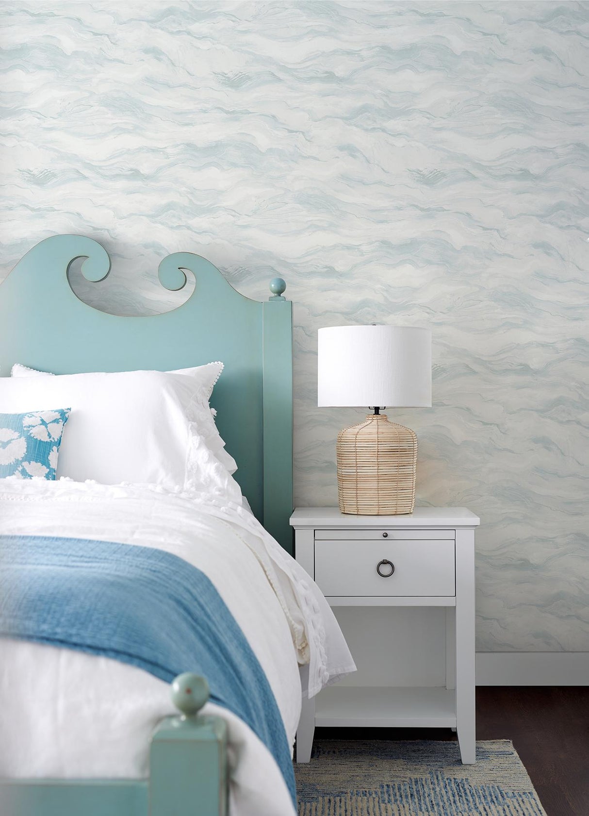 York Cirrus Blue Wave Wallpaper