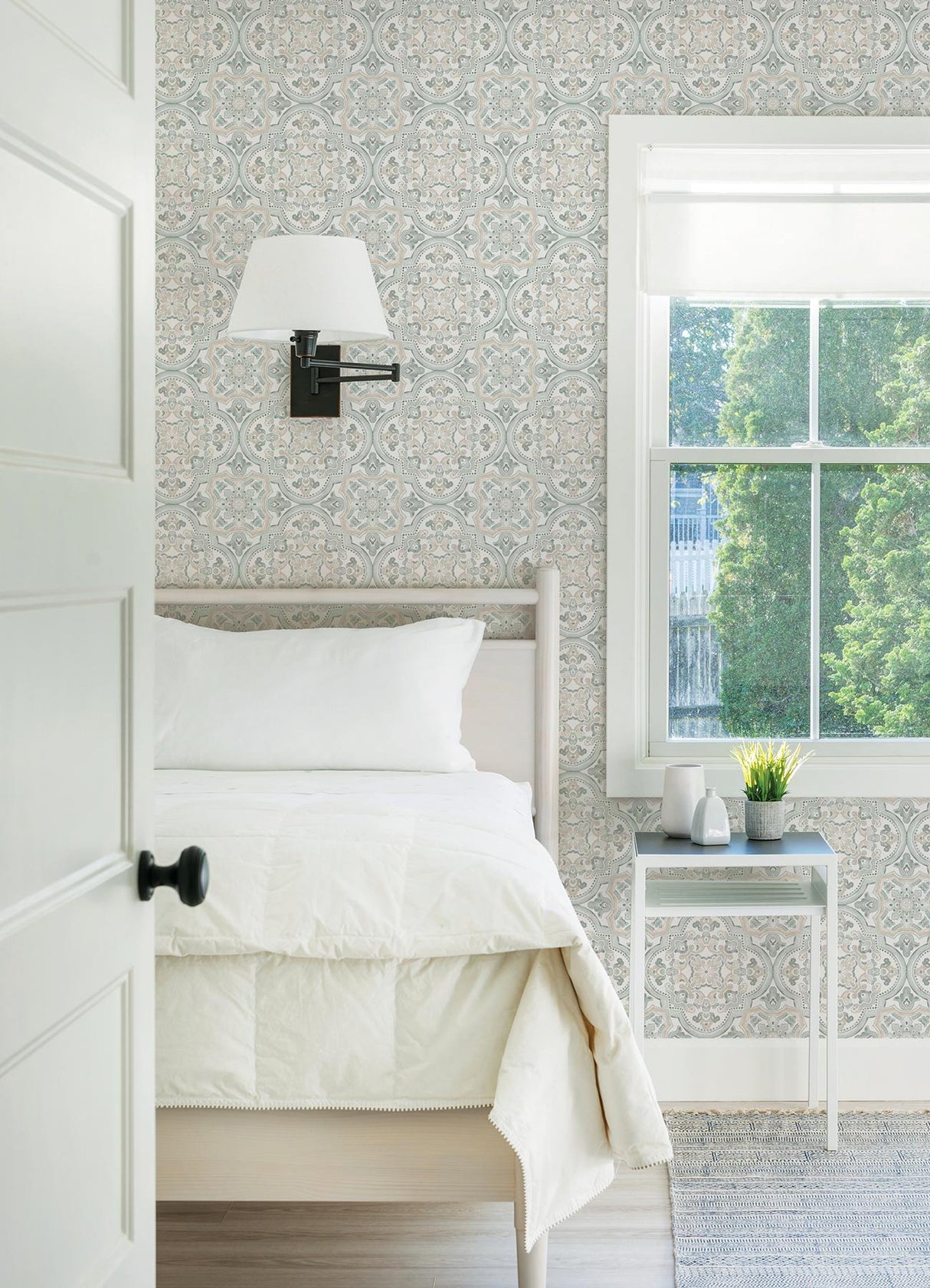 York Concord Coral Medallion Wallpaper