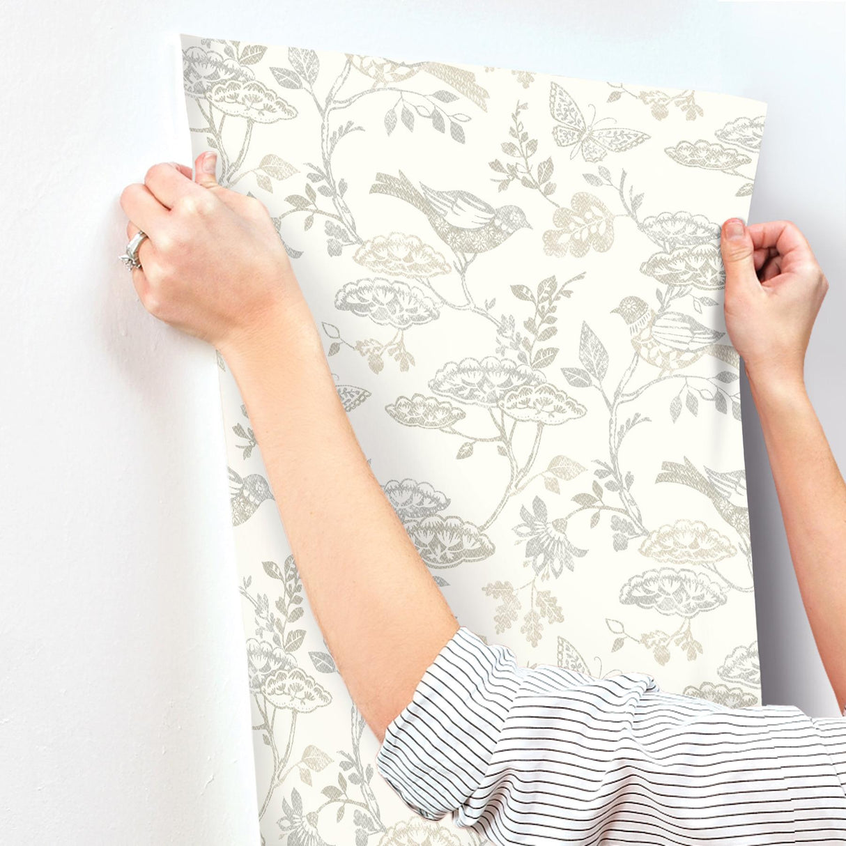 York Malmo Grey Trail Wallpaper