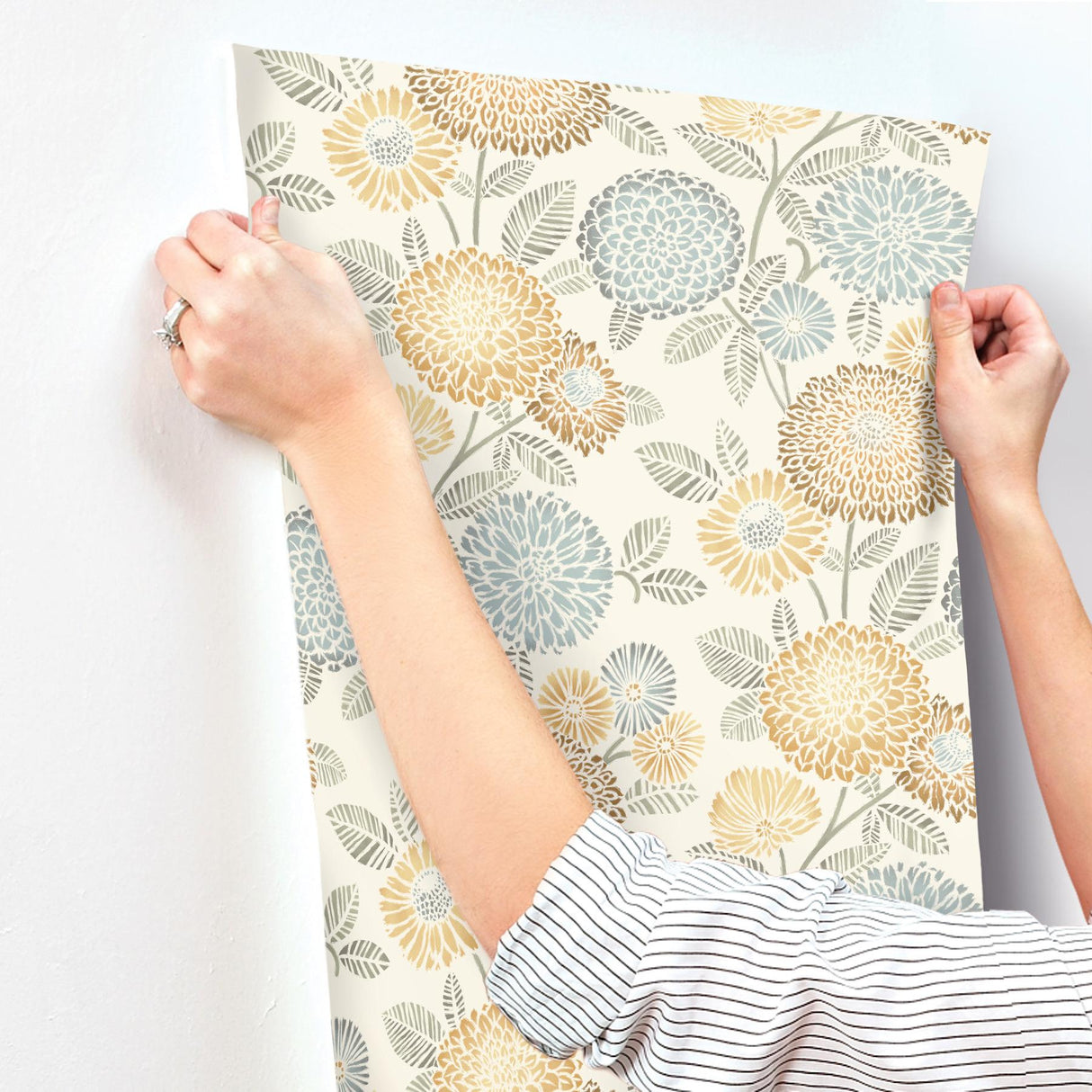 York Zalipie Apricot Floral Trail Wallpaper