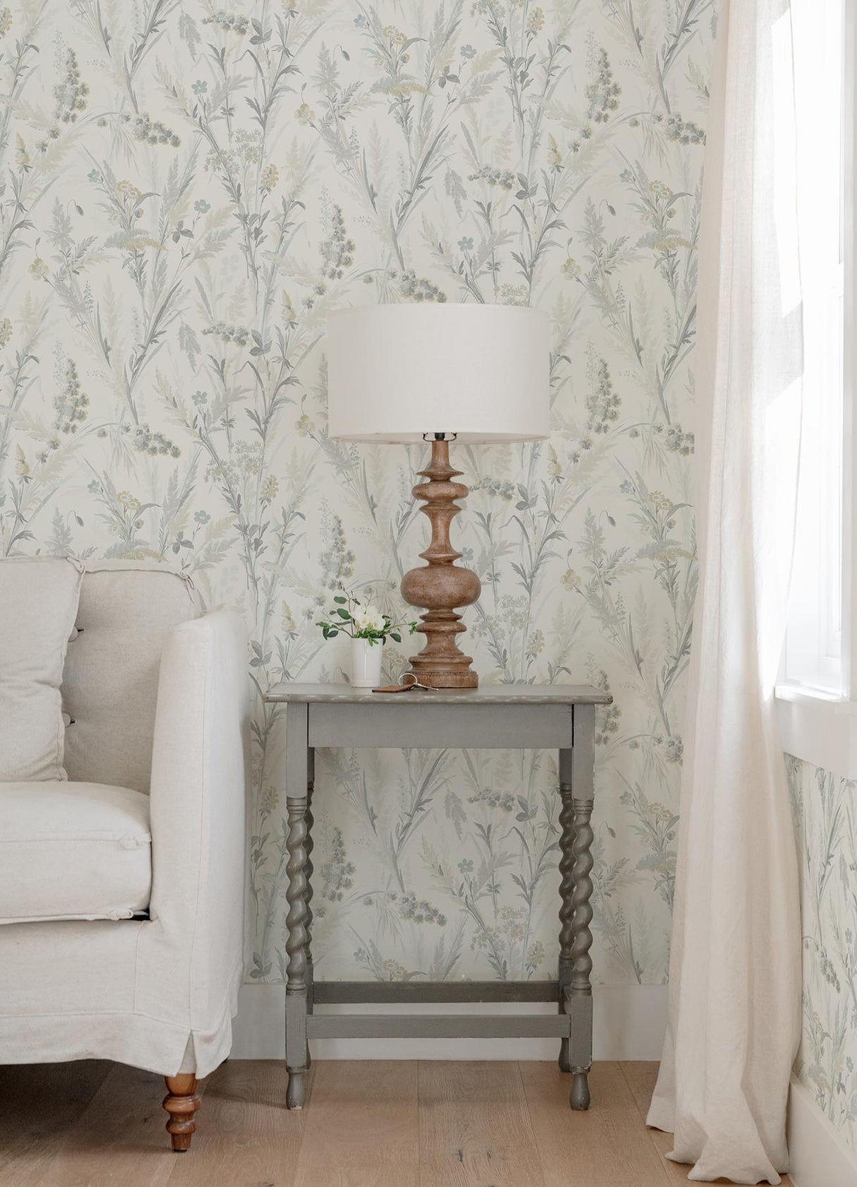 York Hillaire Light Blue Meadow Wallpaper