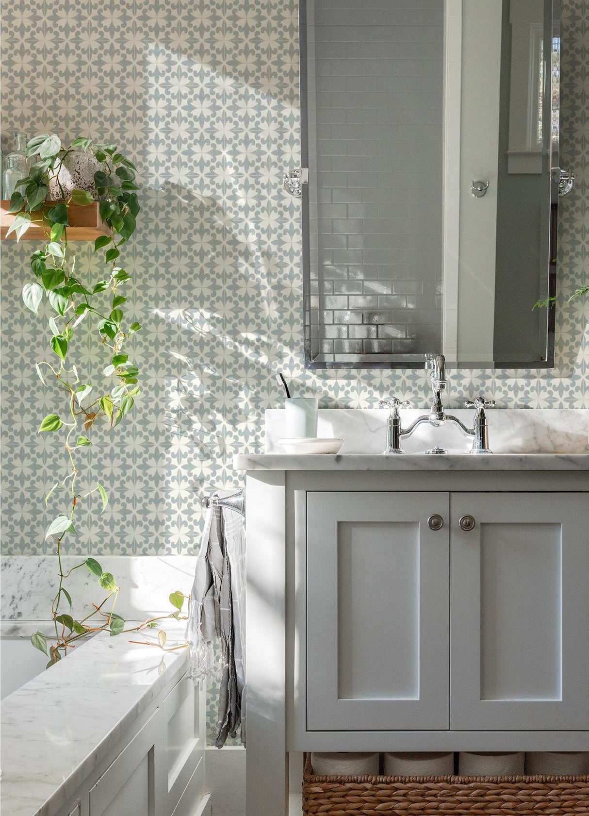 York Remy Teal Fleur Tile Wallpaper