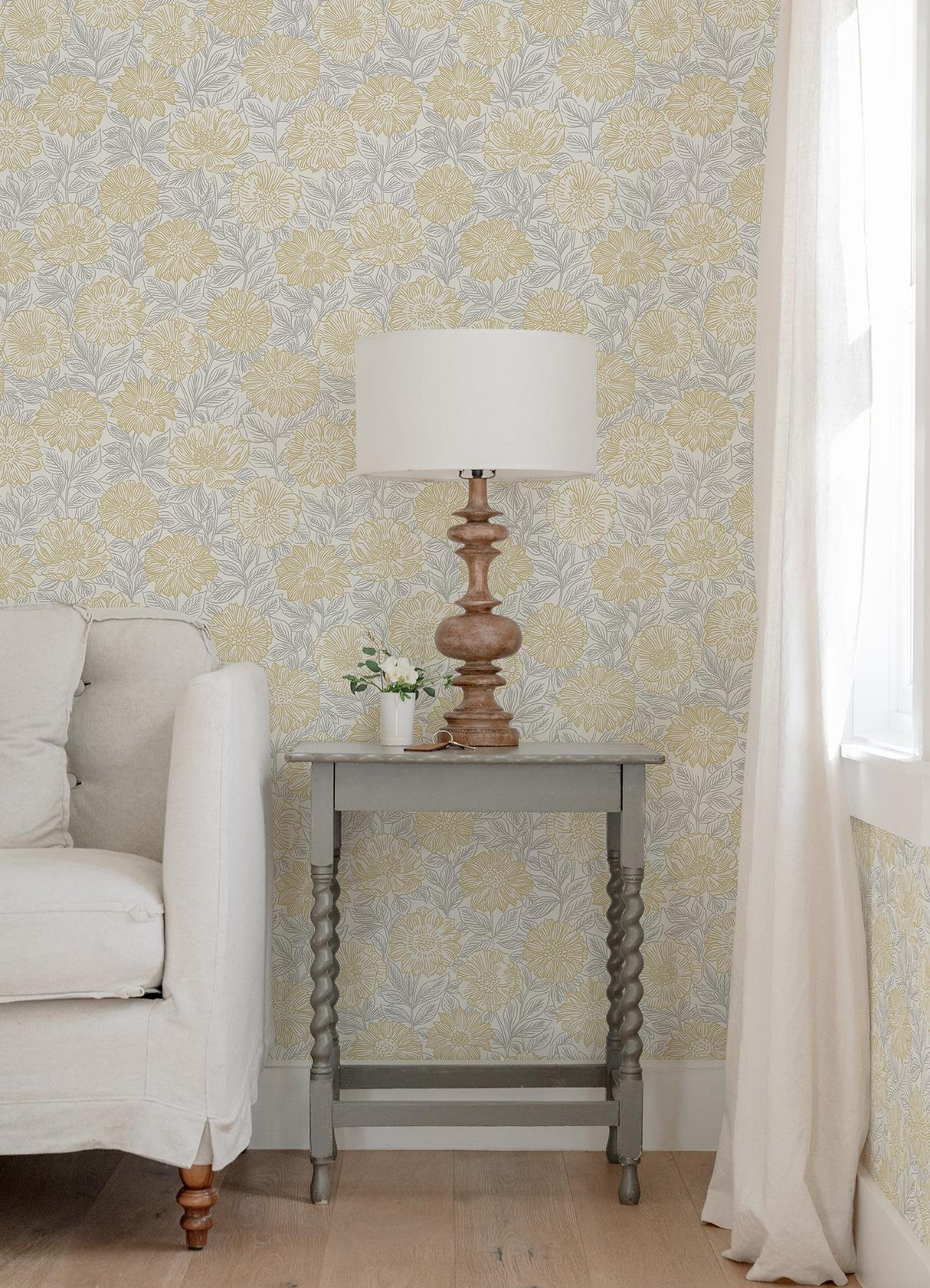 York Faustin Yellow Floral Wallpaper