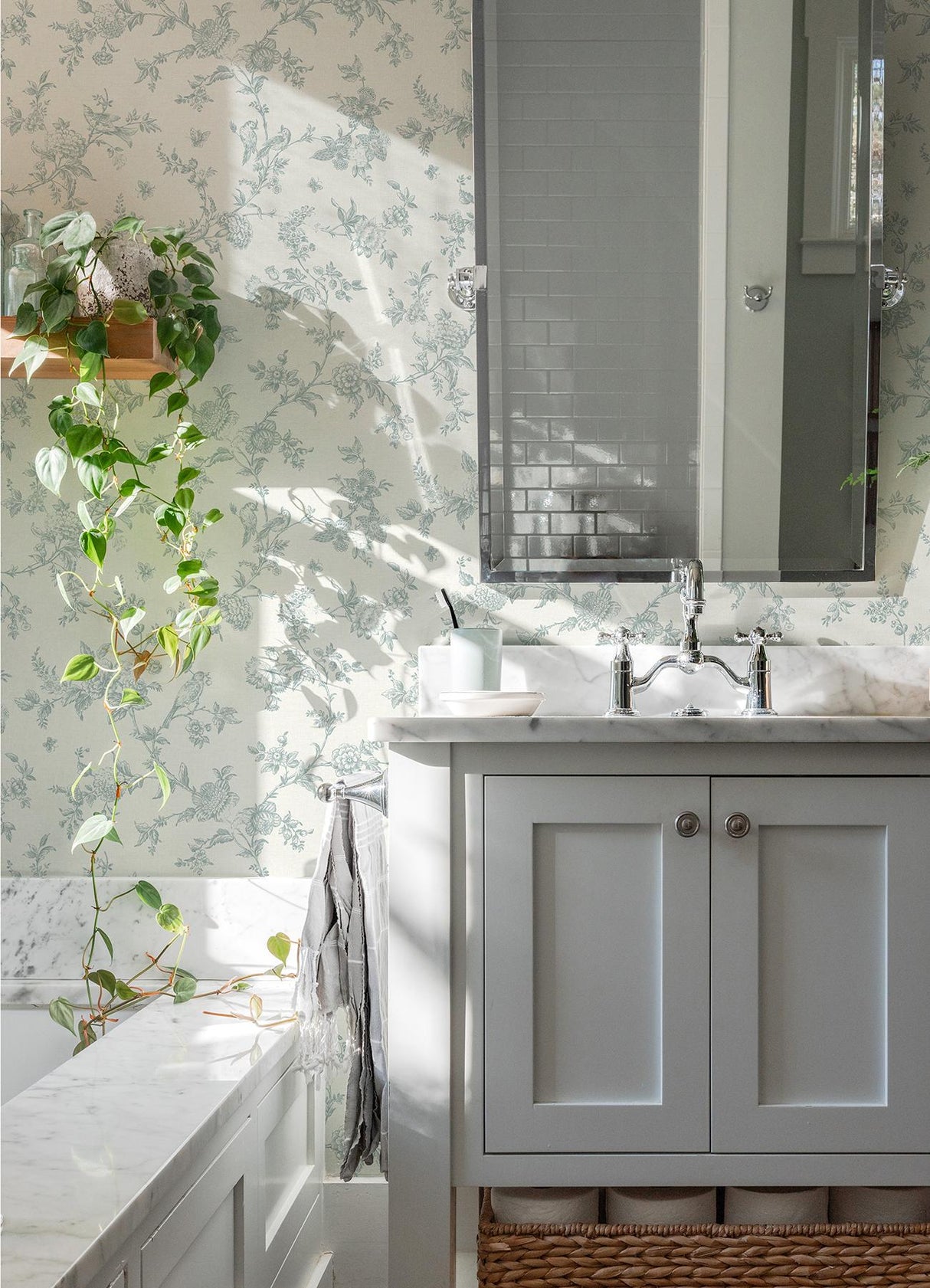 York Nightingale Seafoam Floral Trail Wallpaper