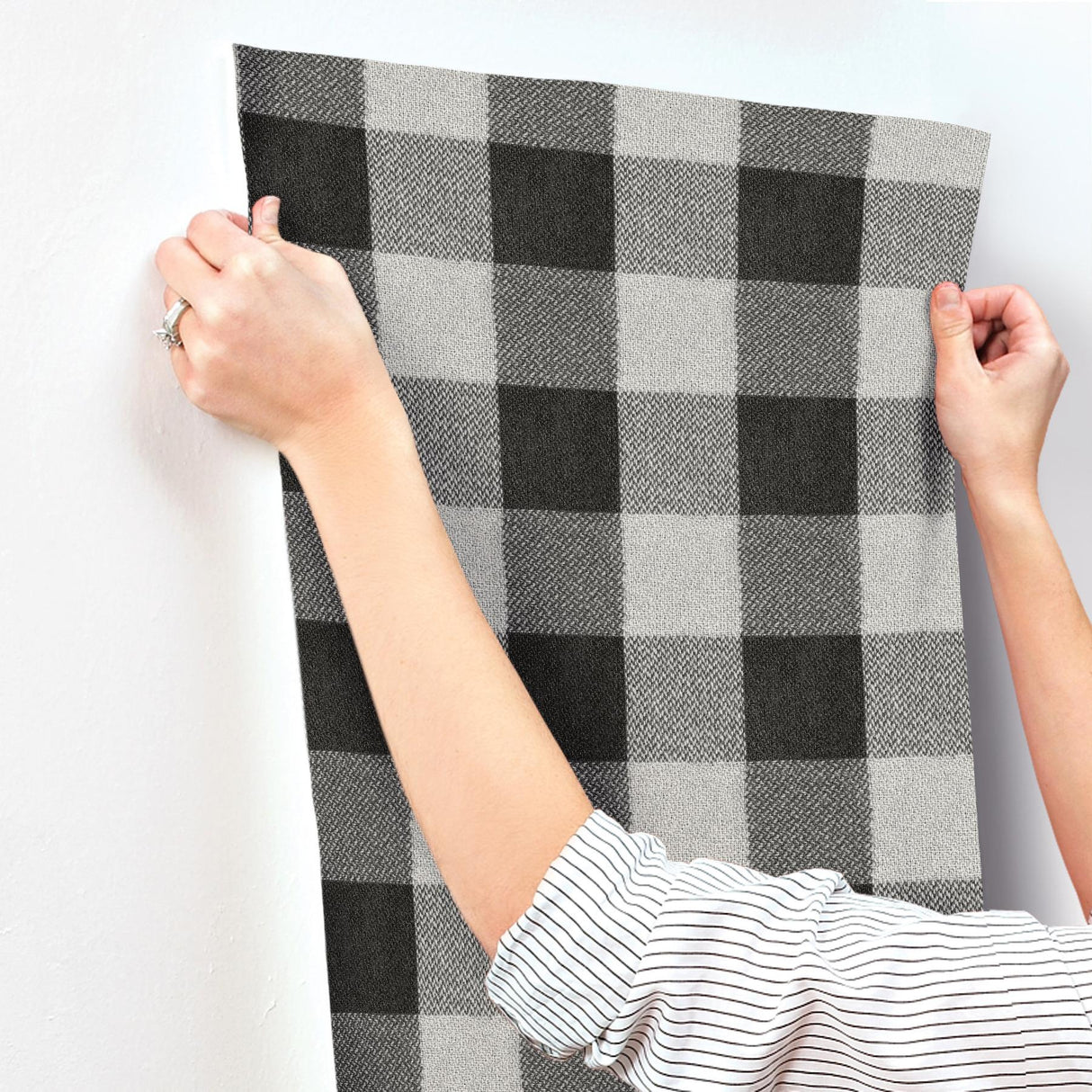 York Lumberjack Black Wallpaper