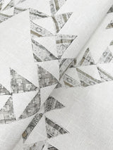 York Scrap Quilt Grey Wallpaper