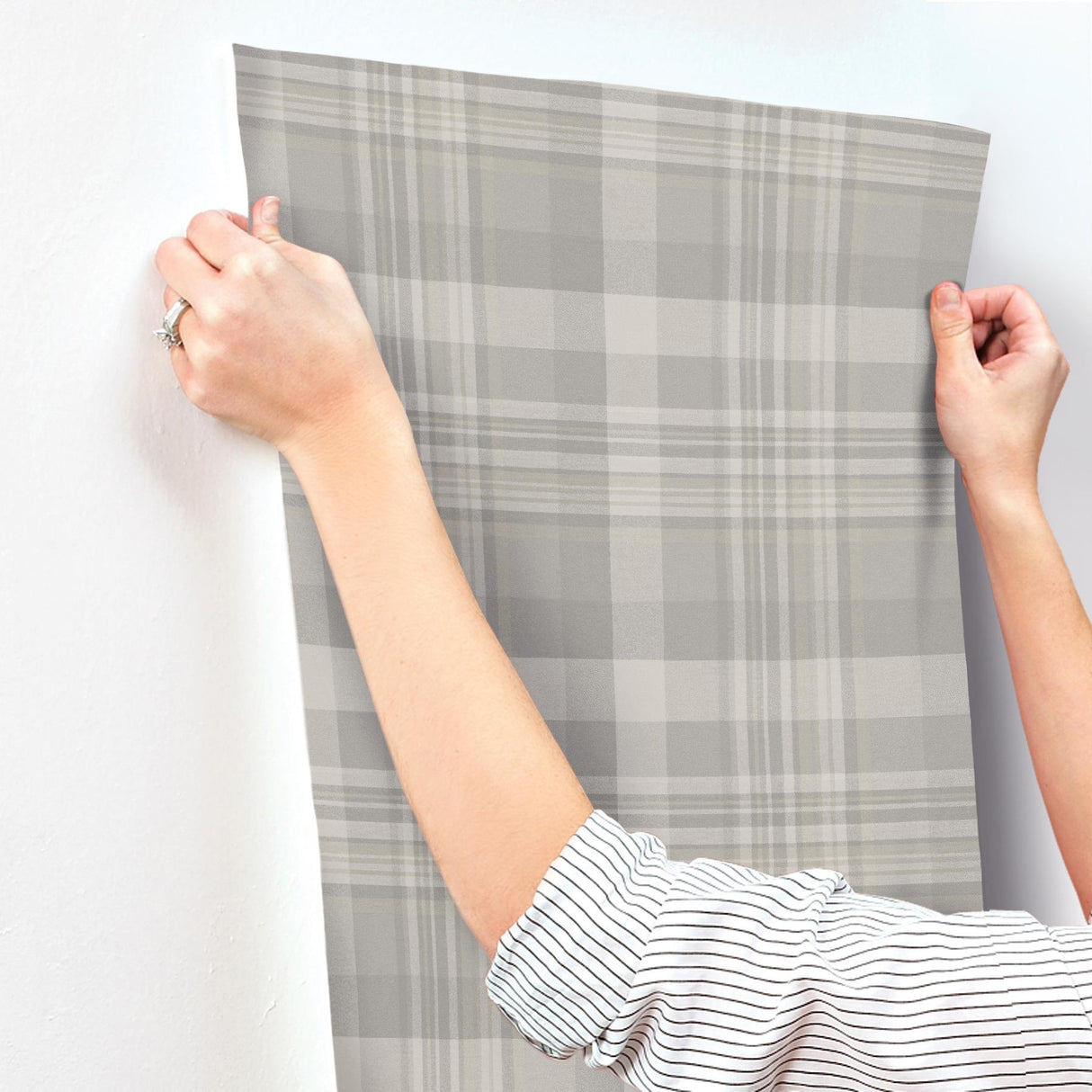 York Dutton Plaid Grey Wallpaper