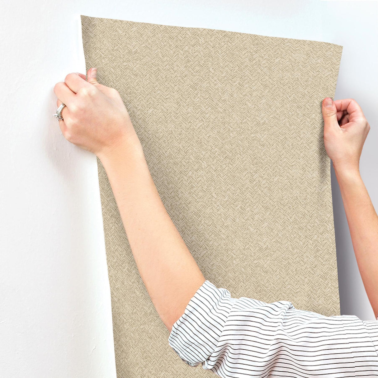 York Woven Basket Khaki Wallpaper