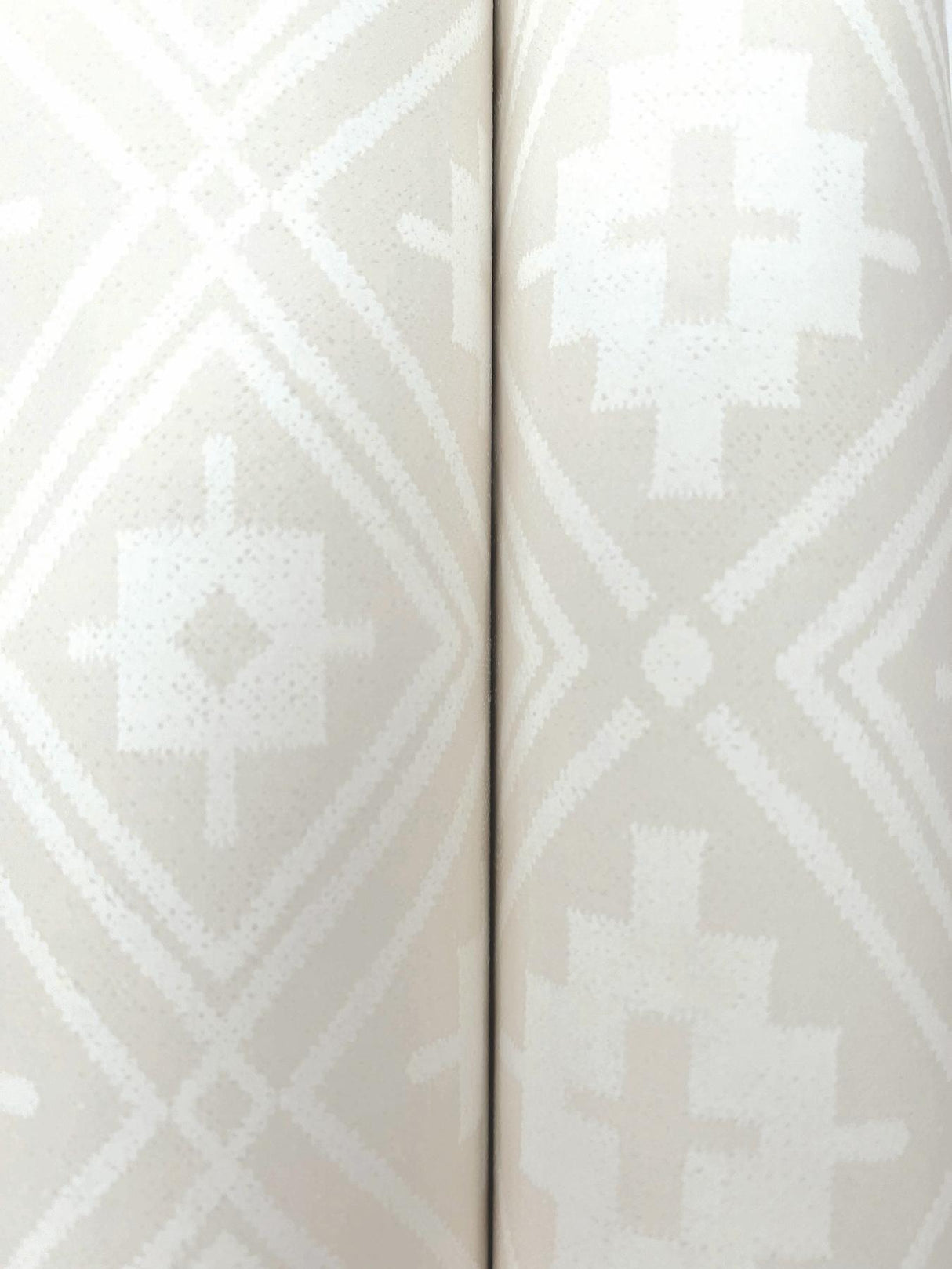 York Camp Blanket Cream Wallpaper