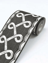 York Scalloped Ribbon Black Trim Wall Border