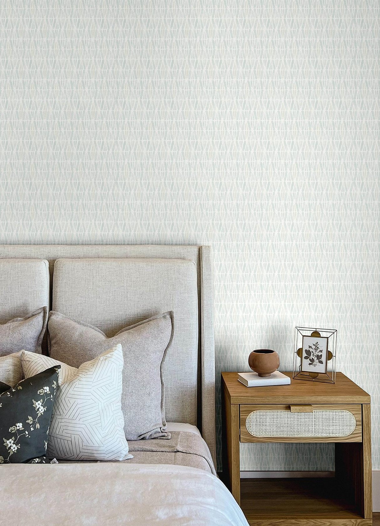 York Nabi Aqua Geometric Wallpaper