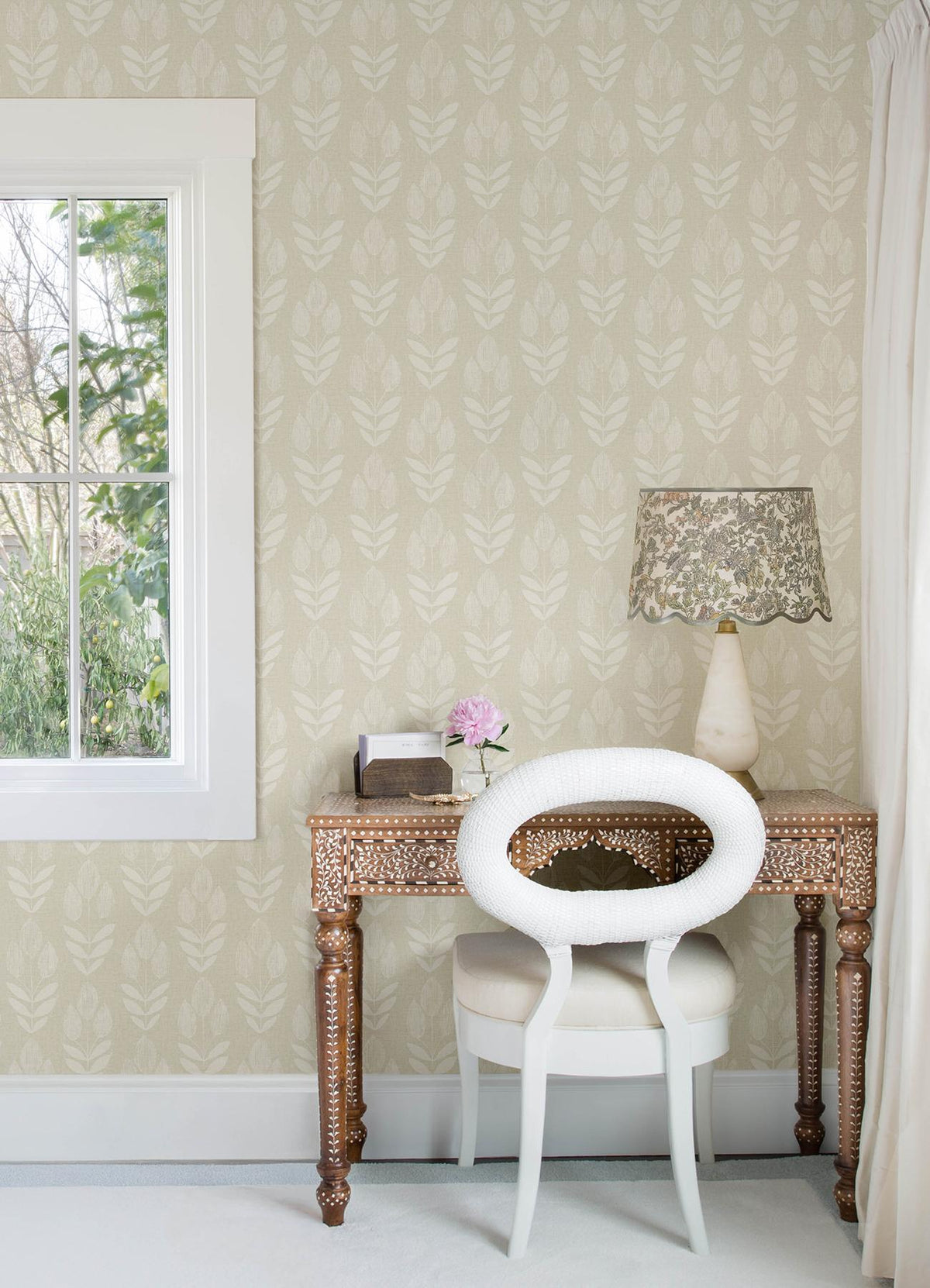 York Garland Khaki Block Tulip Wallpaper