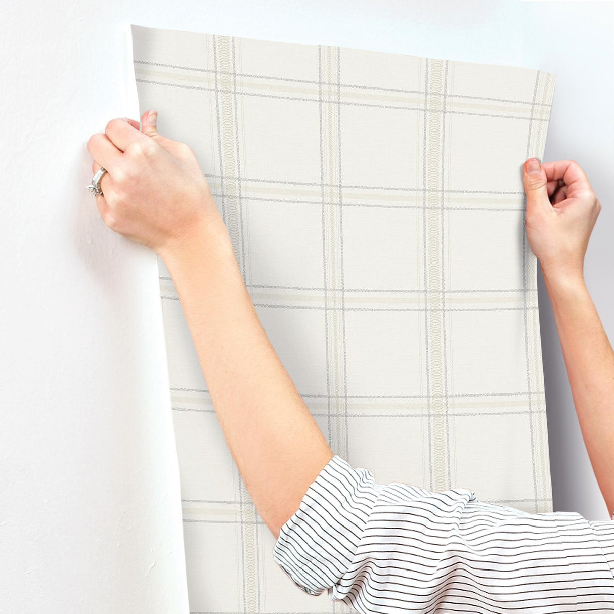 York Auberge White Plaid Wallpaper