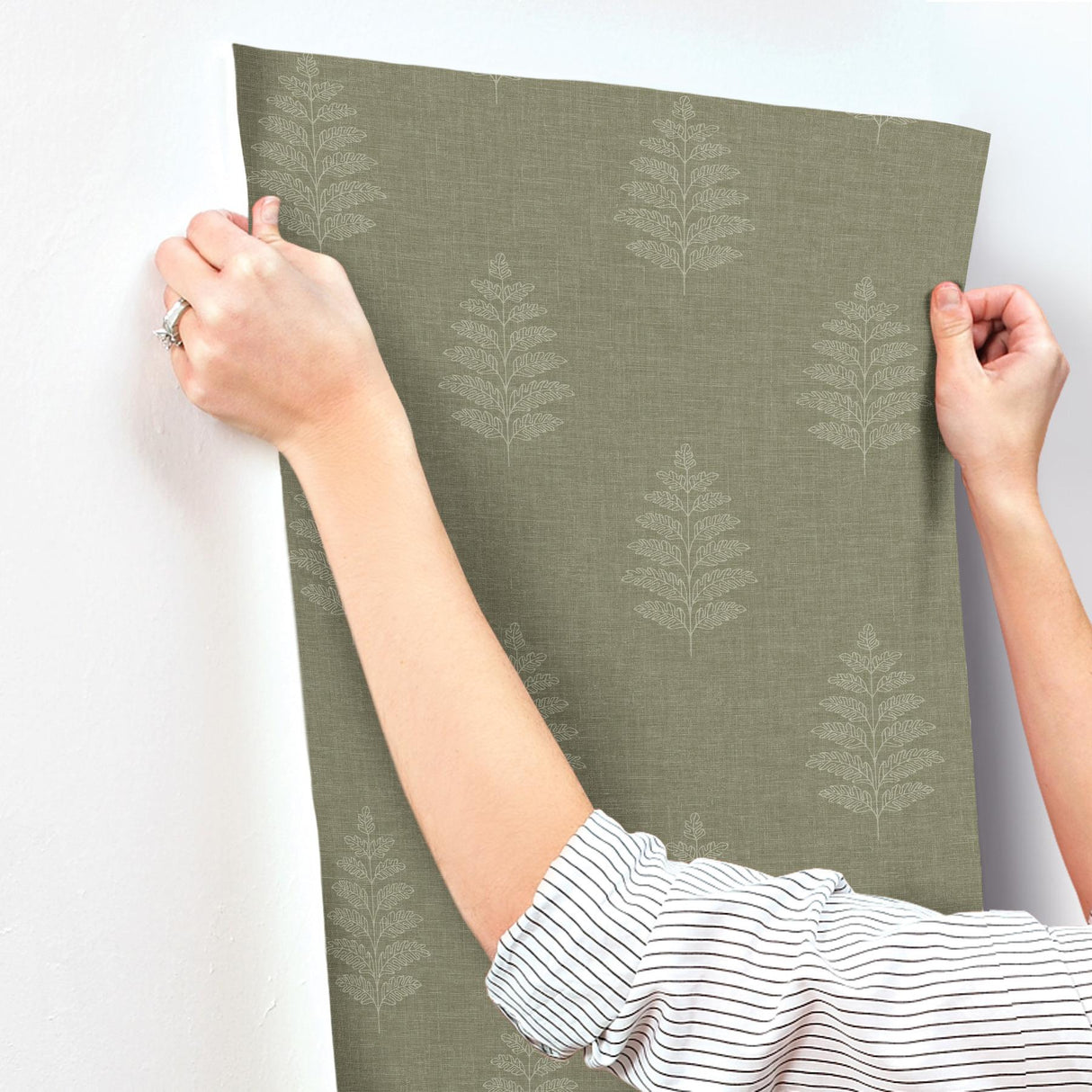 York Frond Dark Green Leaf Wallpaper