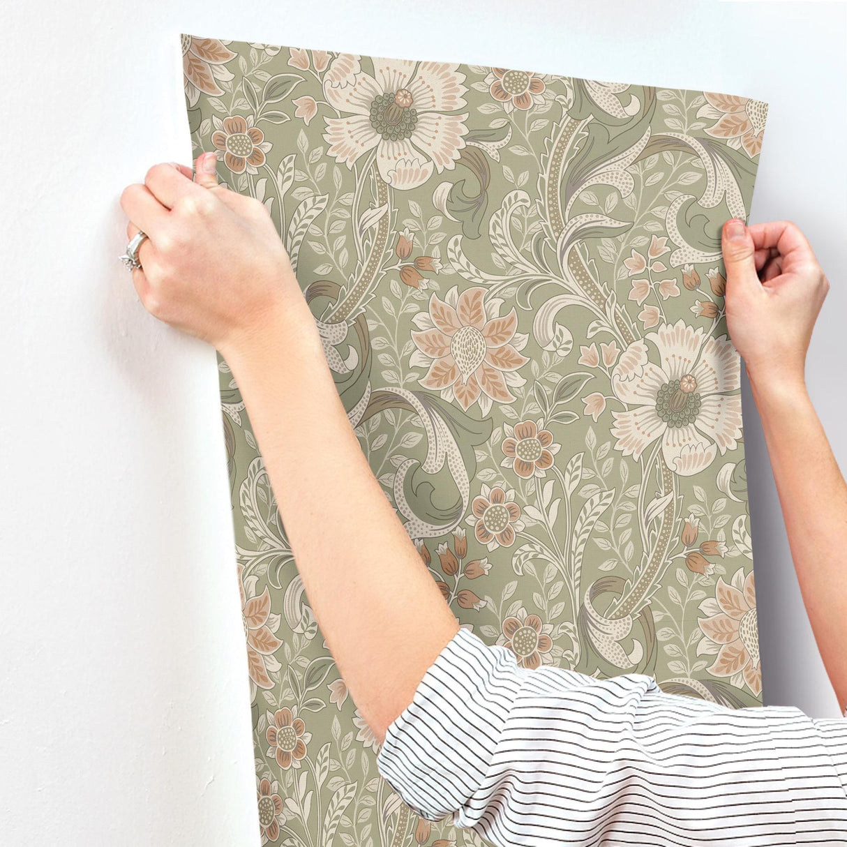 York Liora Green Floral Trail Wallpaper