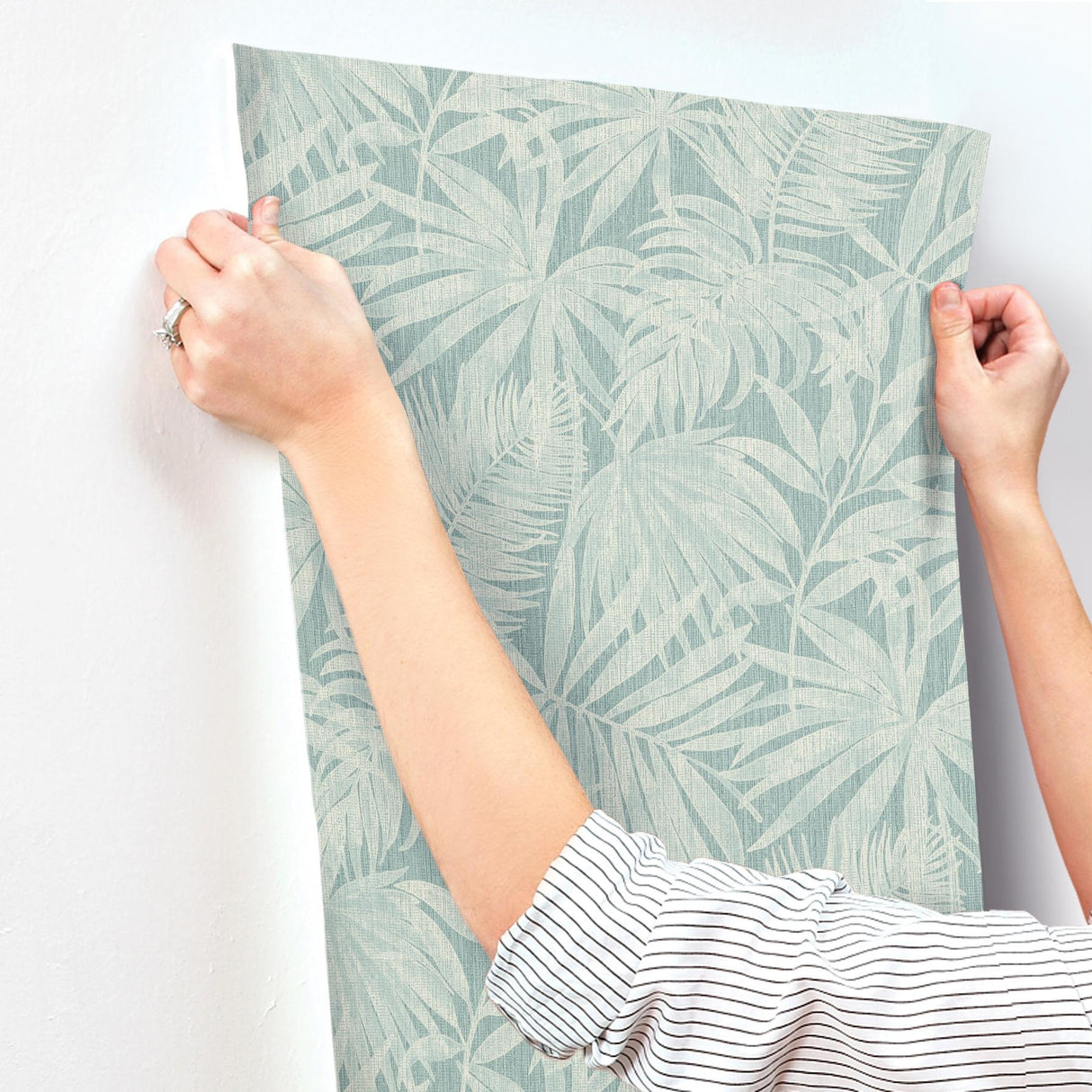 York Sonny Light Blue Fronds Wallpaper