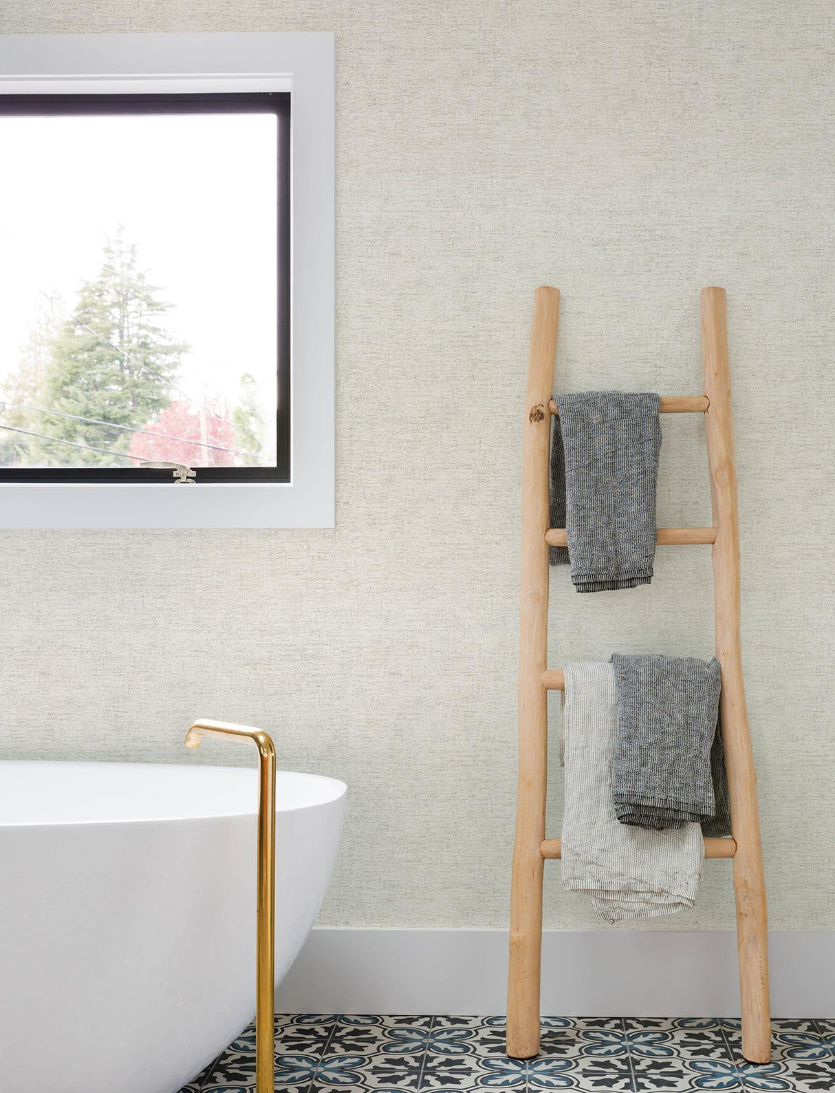 York Tansy Light Grey Distressed Wallpaper