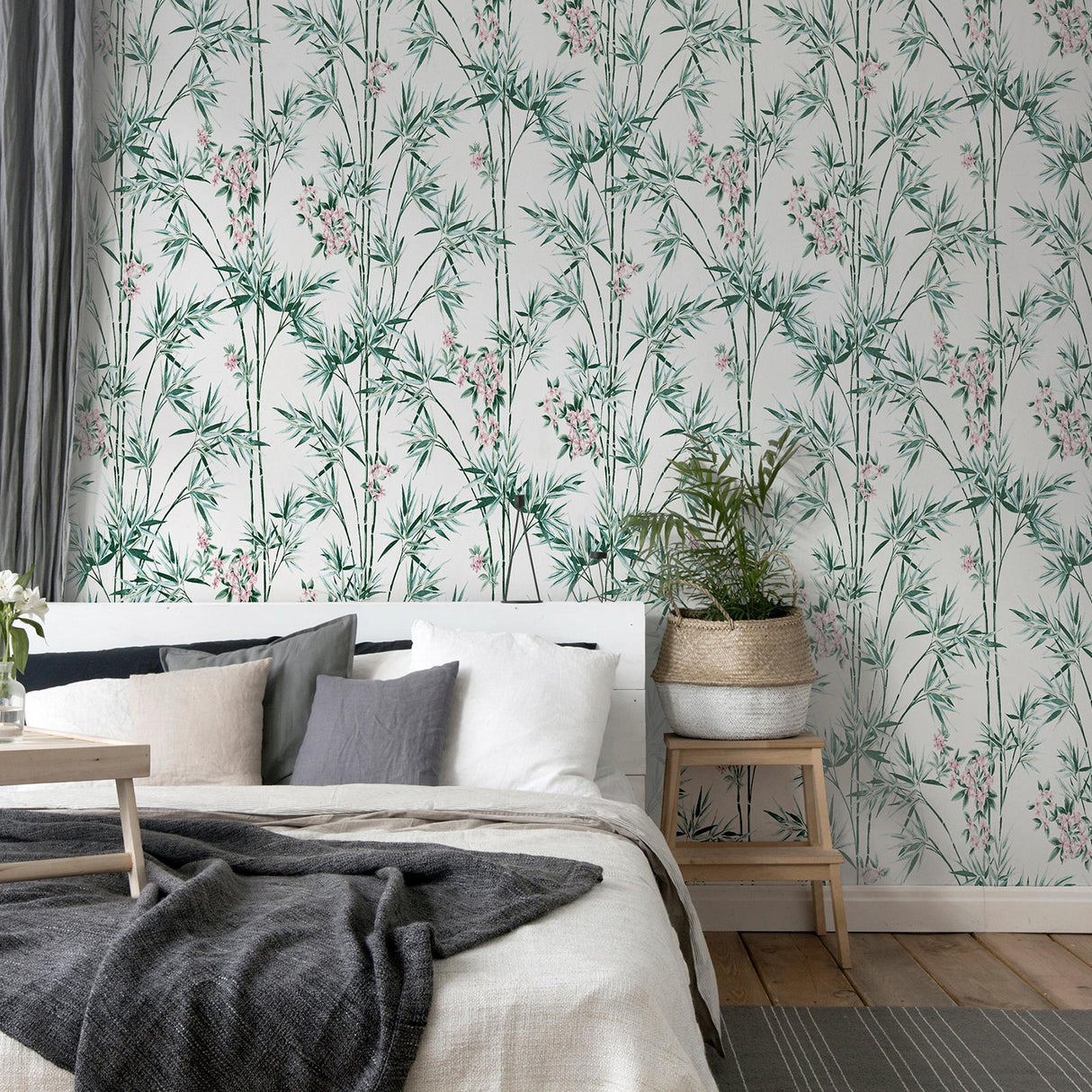 York Ayumi White Glitter Bamboo Wallpaper