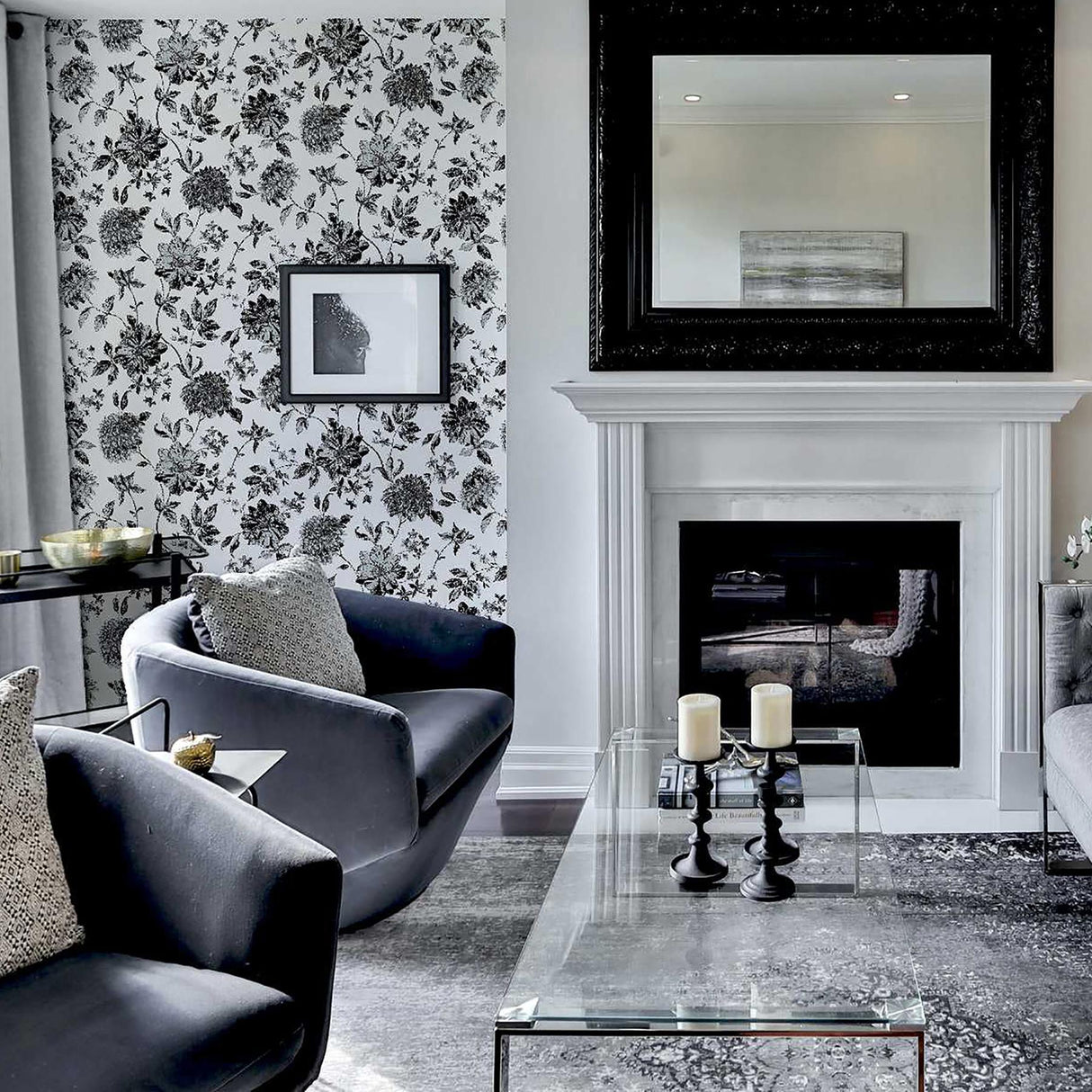 York Della Black Floral Trail Wallpaper