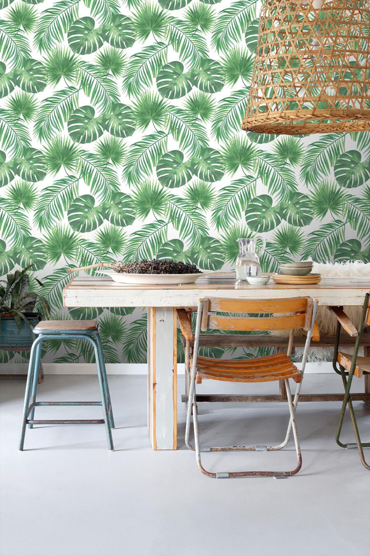 York Patti Light Green Leaves Wallpaper