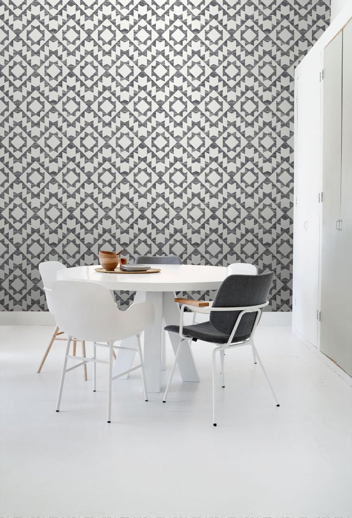 York Fantine Black Geometric Wallpaper