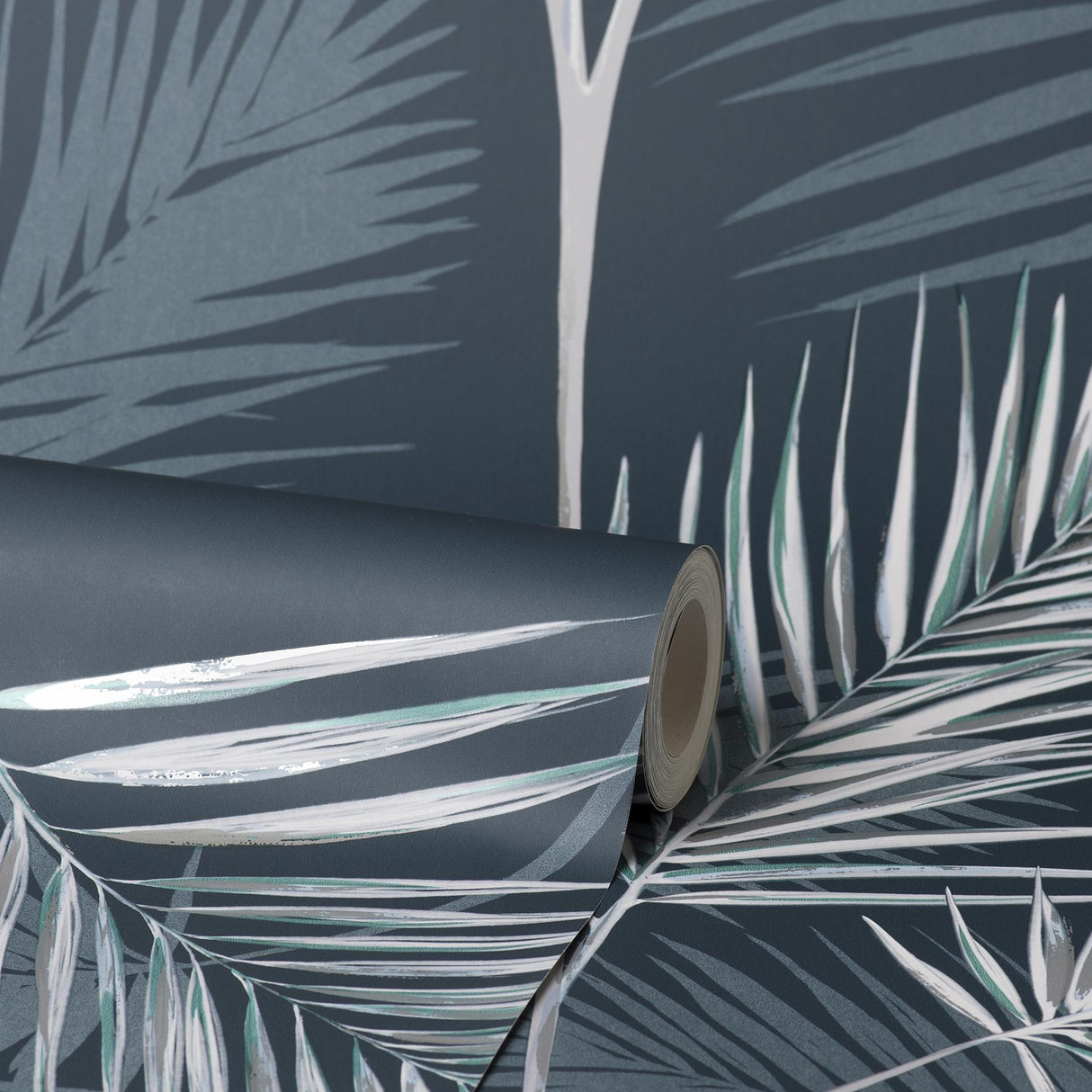 York South Beach Navy Fronds Wallpaper