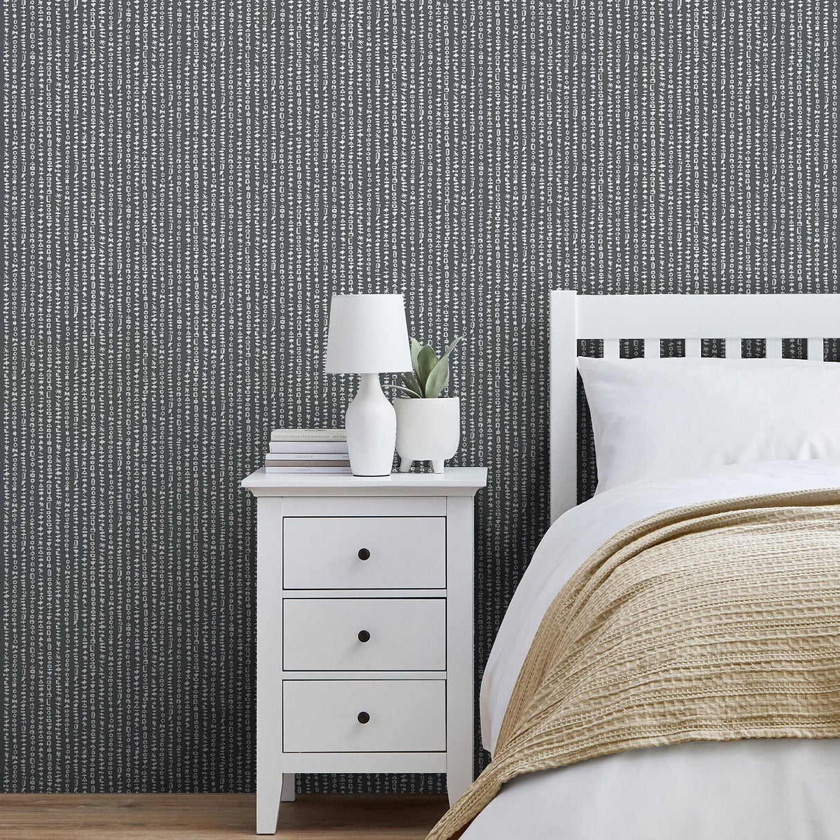 York Salvador Black Shape Stripes Wallpaper