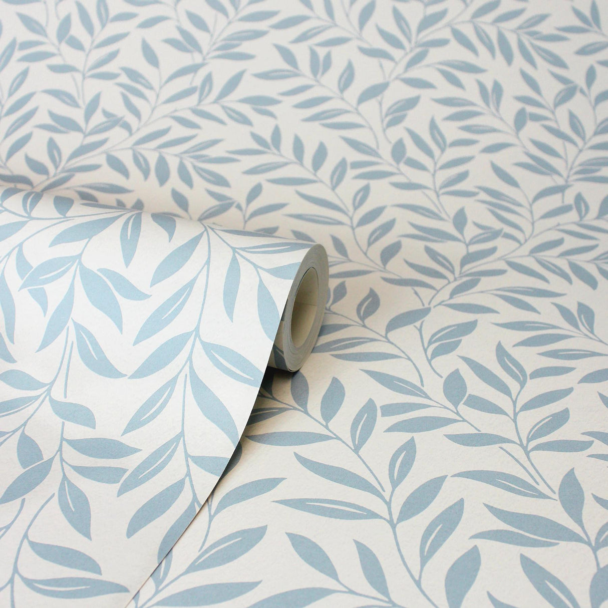 York Marin Blue Leaf Trail Wallpaper
