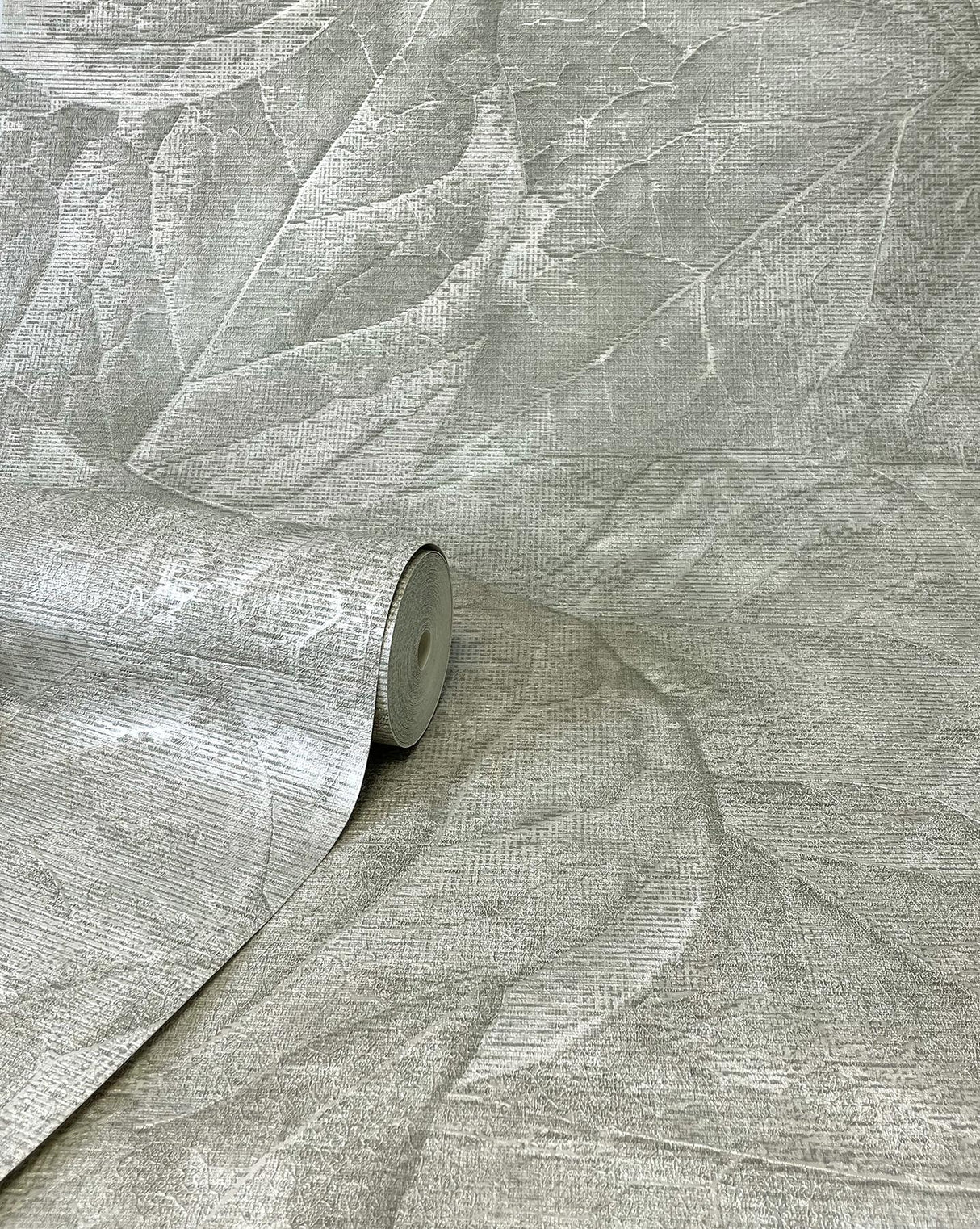 York Aspen Sterling Leaf Wallpaper