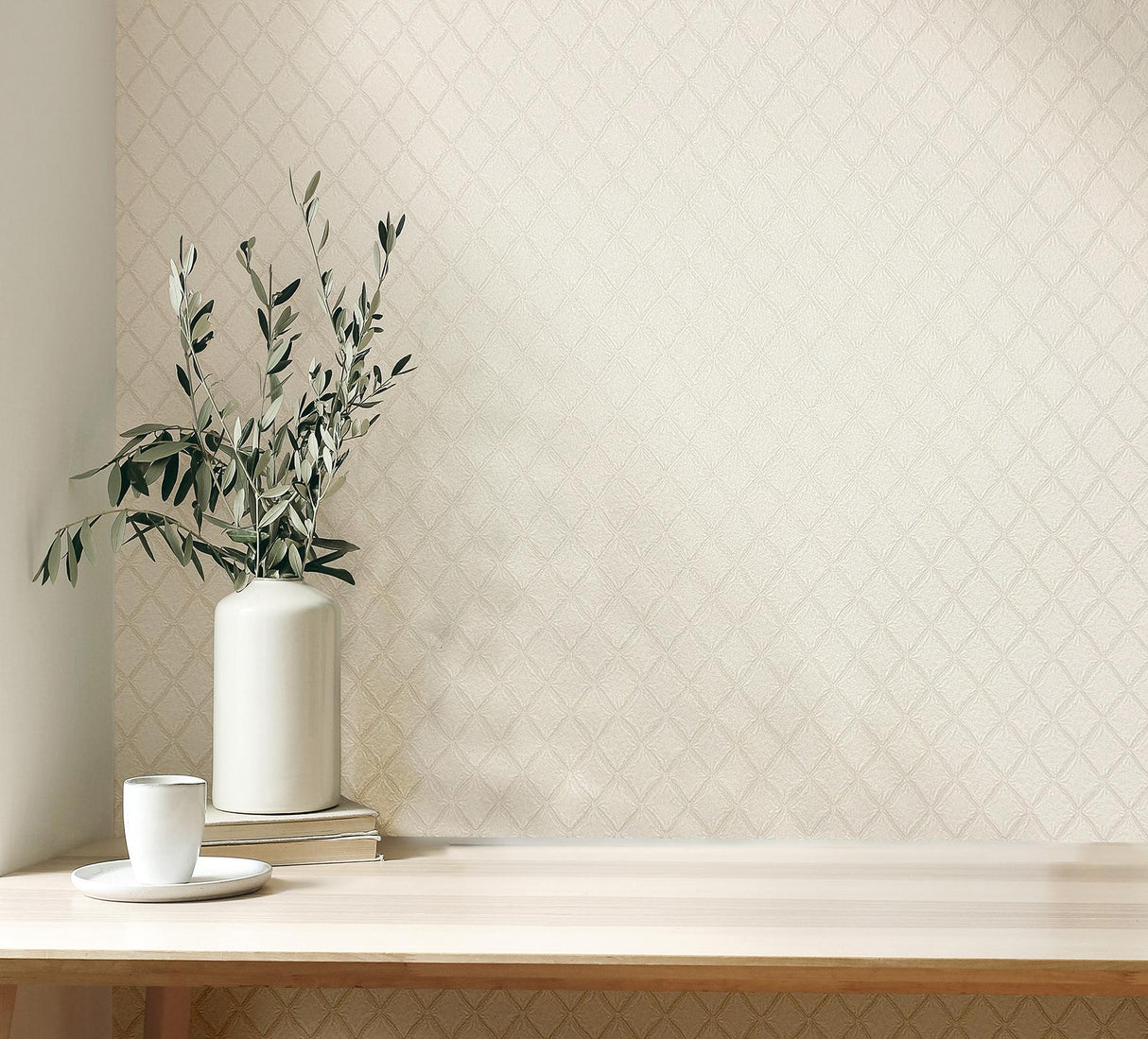 York Santina Eggshell Trellis Wallpaper