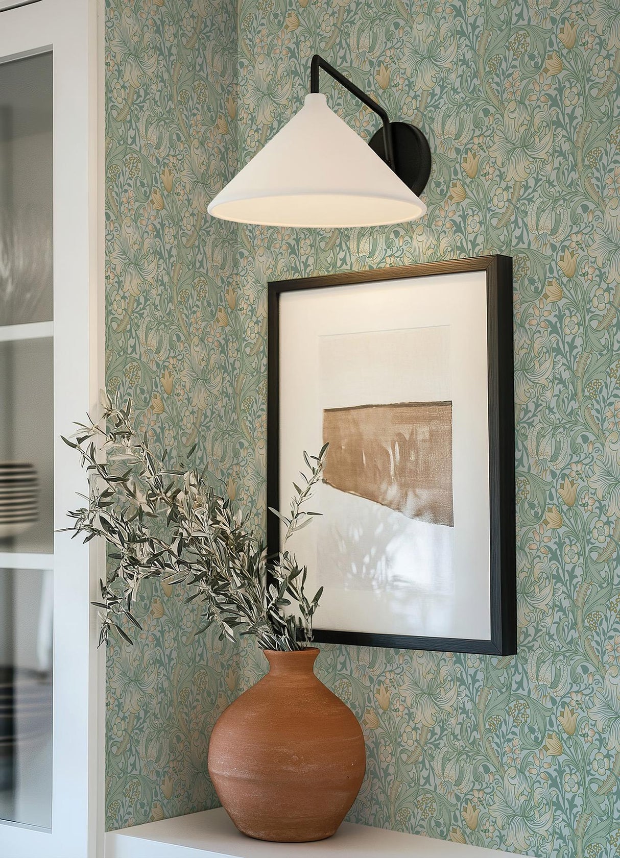 York Golden Lily Sea Glass Peel and Stick Wallpaper