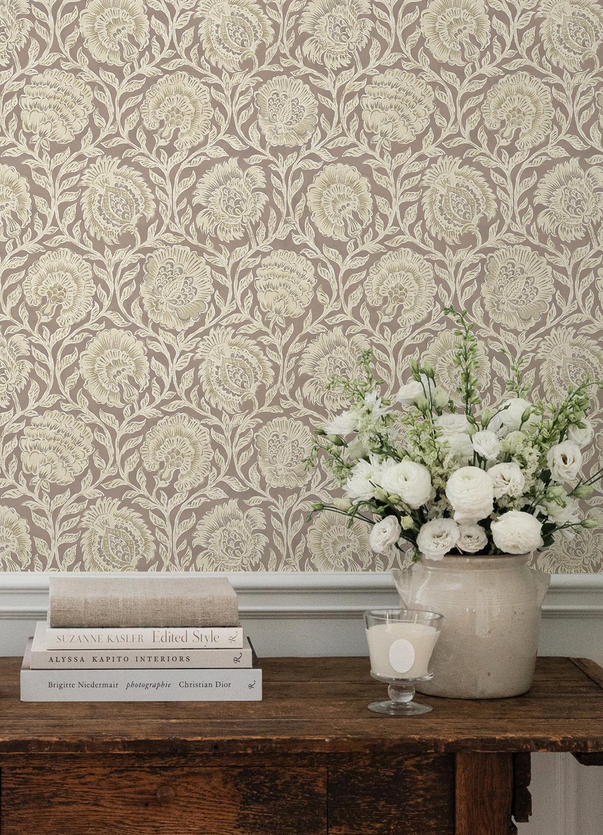 York Aliviya Cha Peel and Stick Wallpaper
