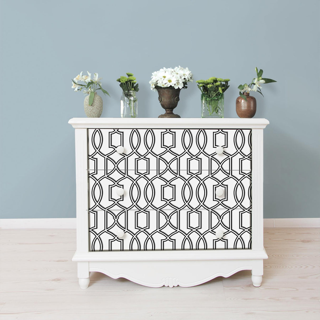 York Uptown Trellis Black/White Peel & Stick Wallpaper