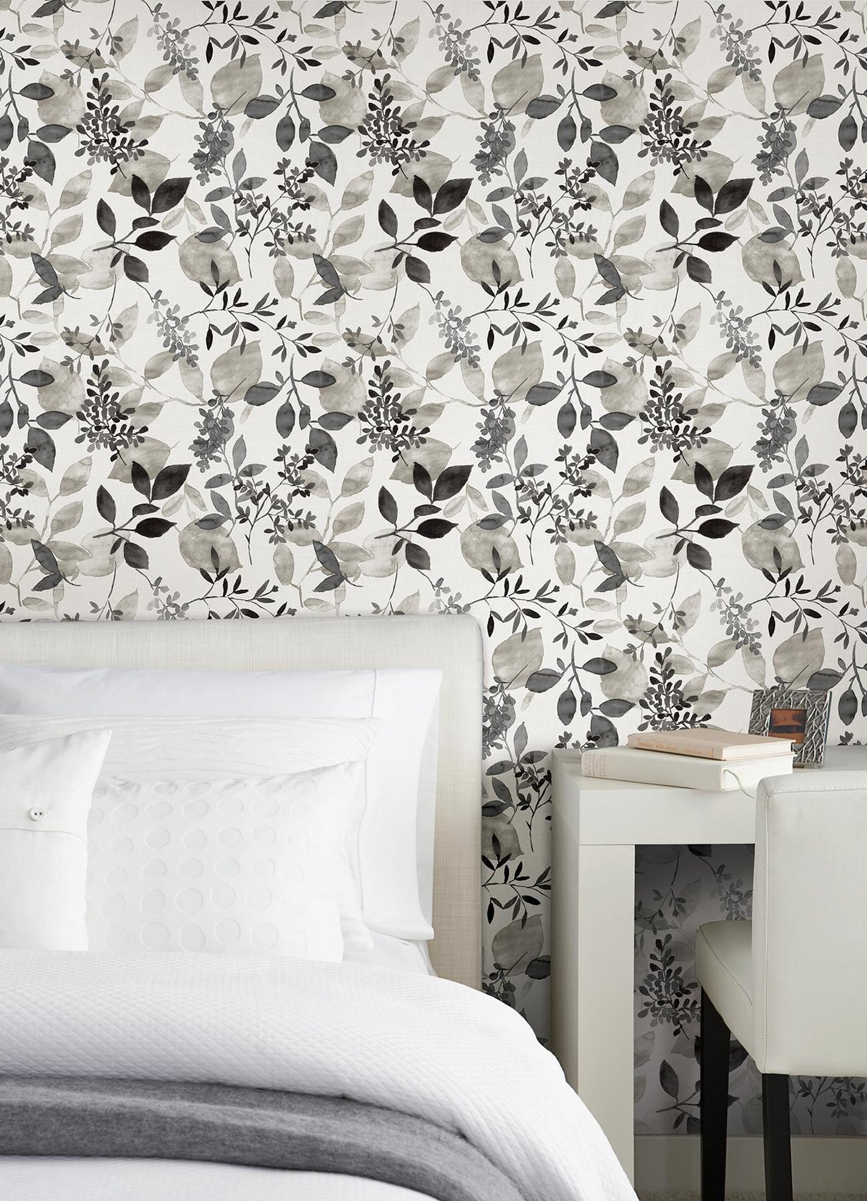 York Breezy Black Peel & Stick Wallpaper