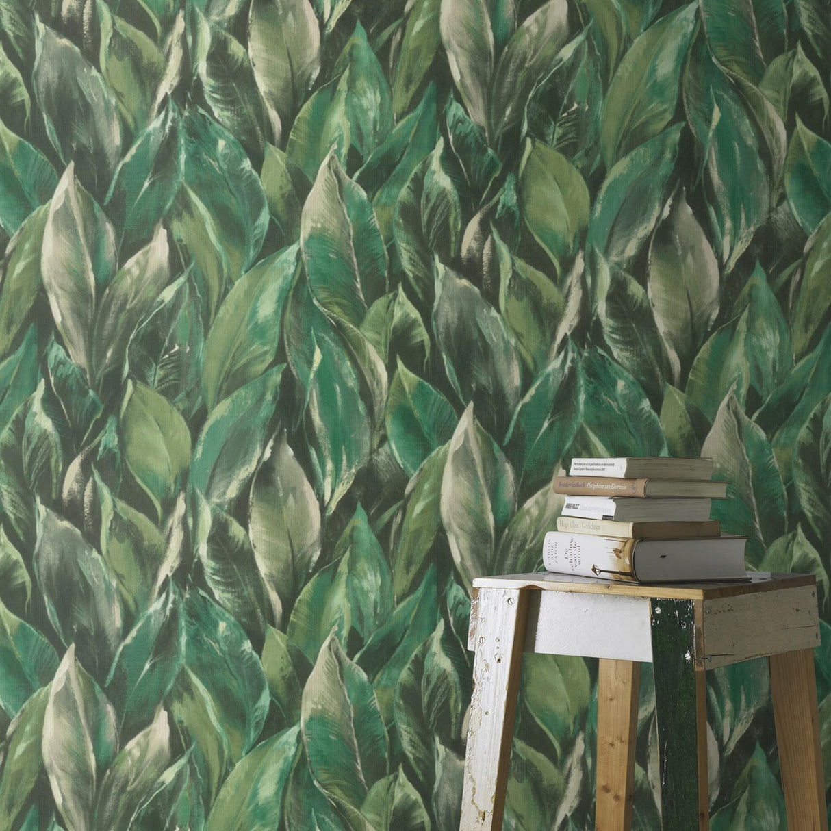 York Maclayi Green Banana Leaf Wallpaper