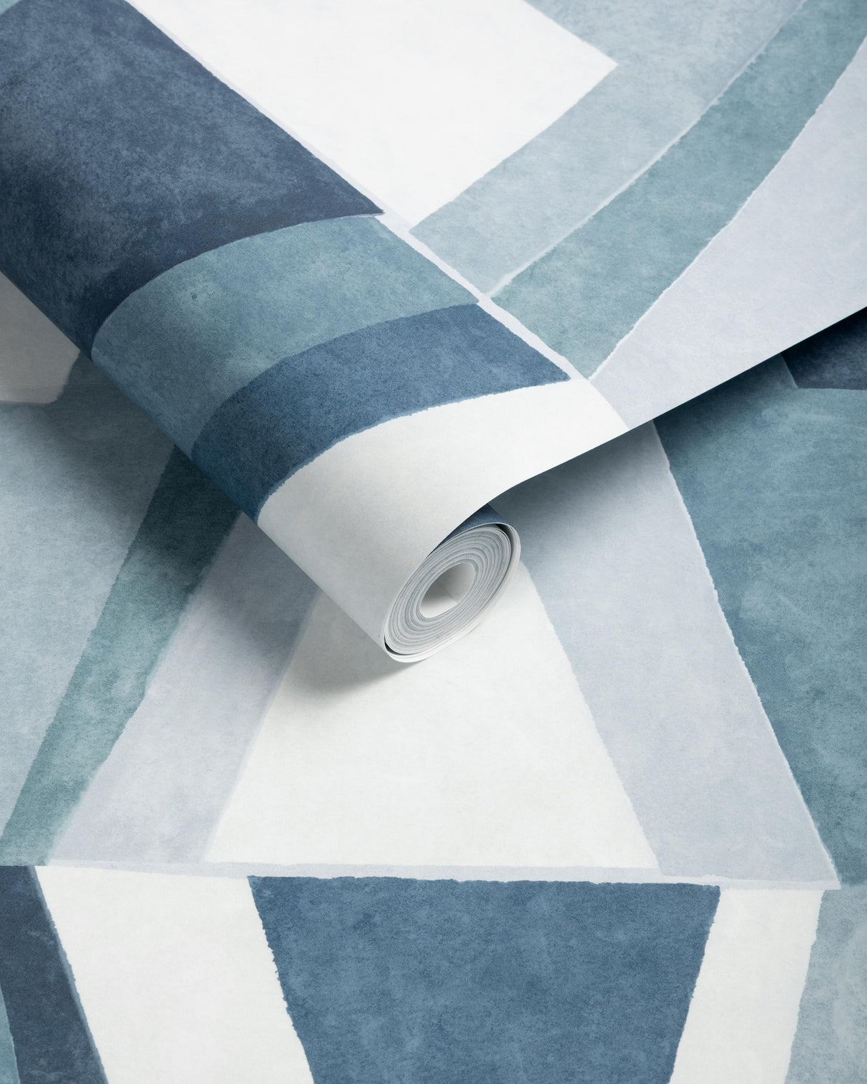 Kravet WILD CHILD INDIGO Wallpaper