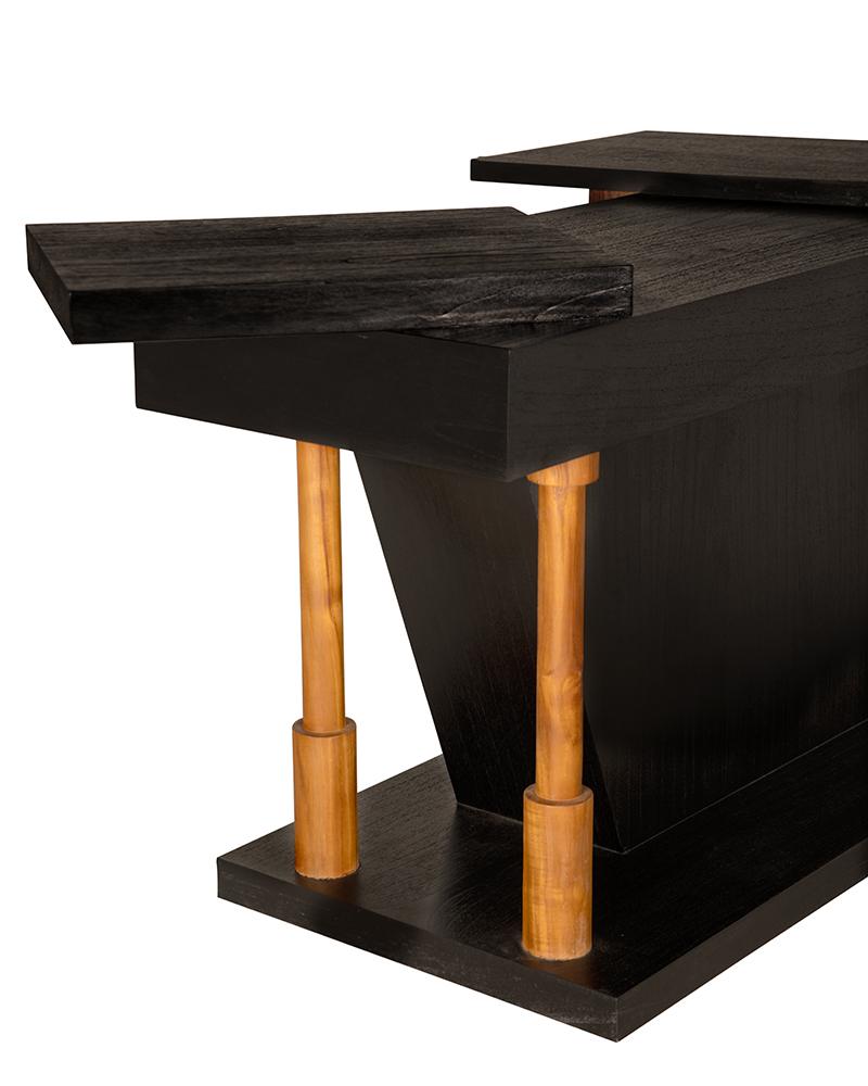NOIR Fleming Console