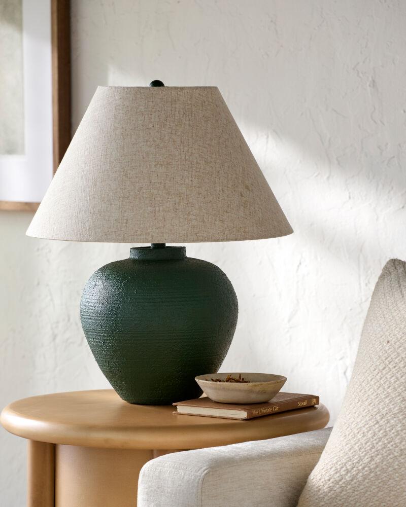 Livabliss Kaliyu KLU-004 23"H x 18"W x 18"D Table Lighting