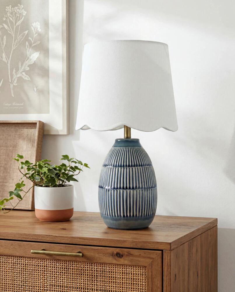 Livabliss Soleny SLNY-012 21"H x 11"W x 11"D Table Lighting